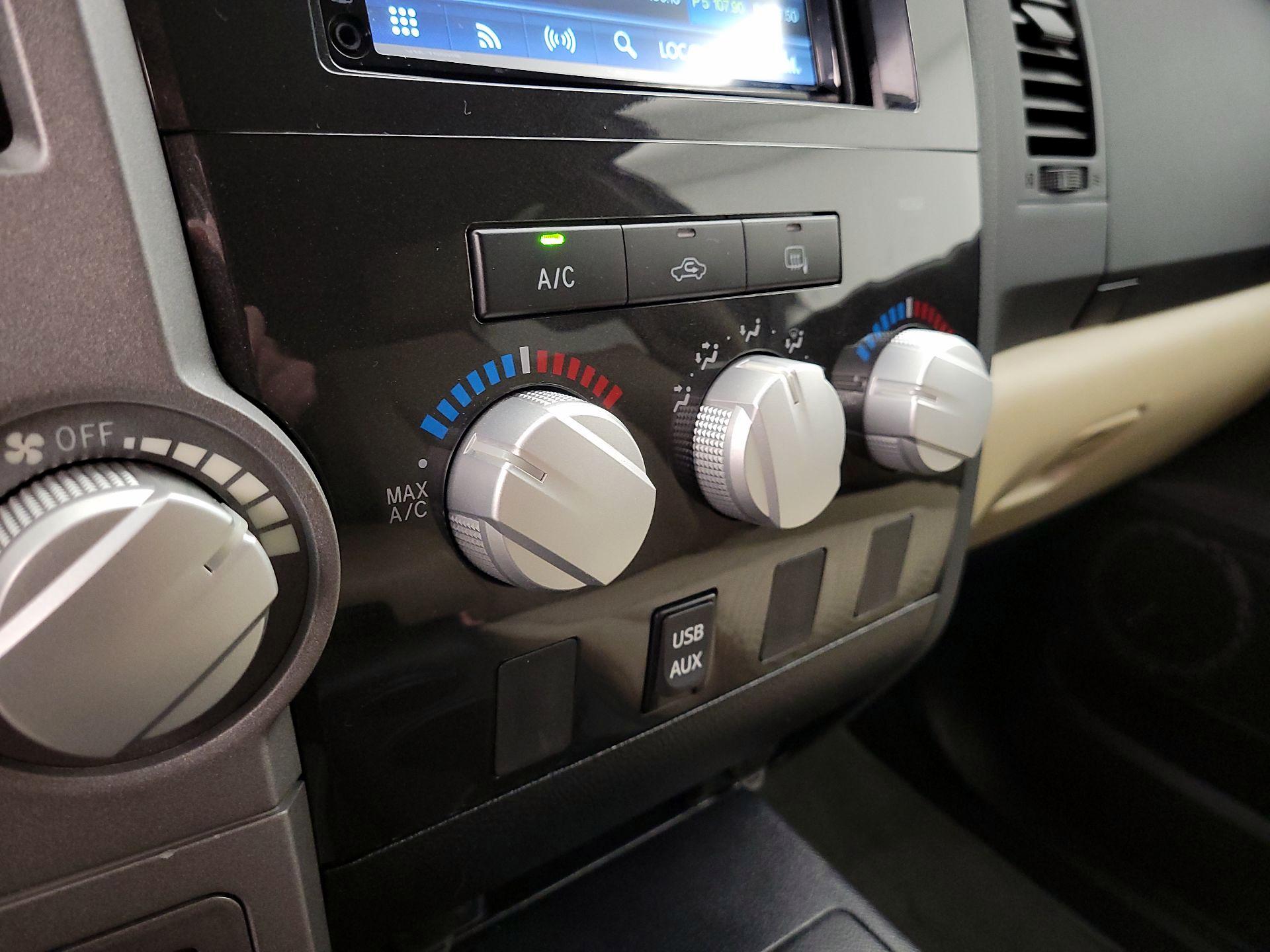 Thumbnail: 2013 Toyota Tundra - 15