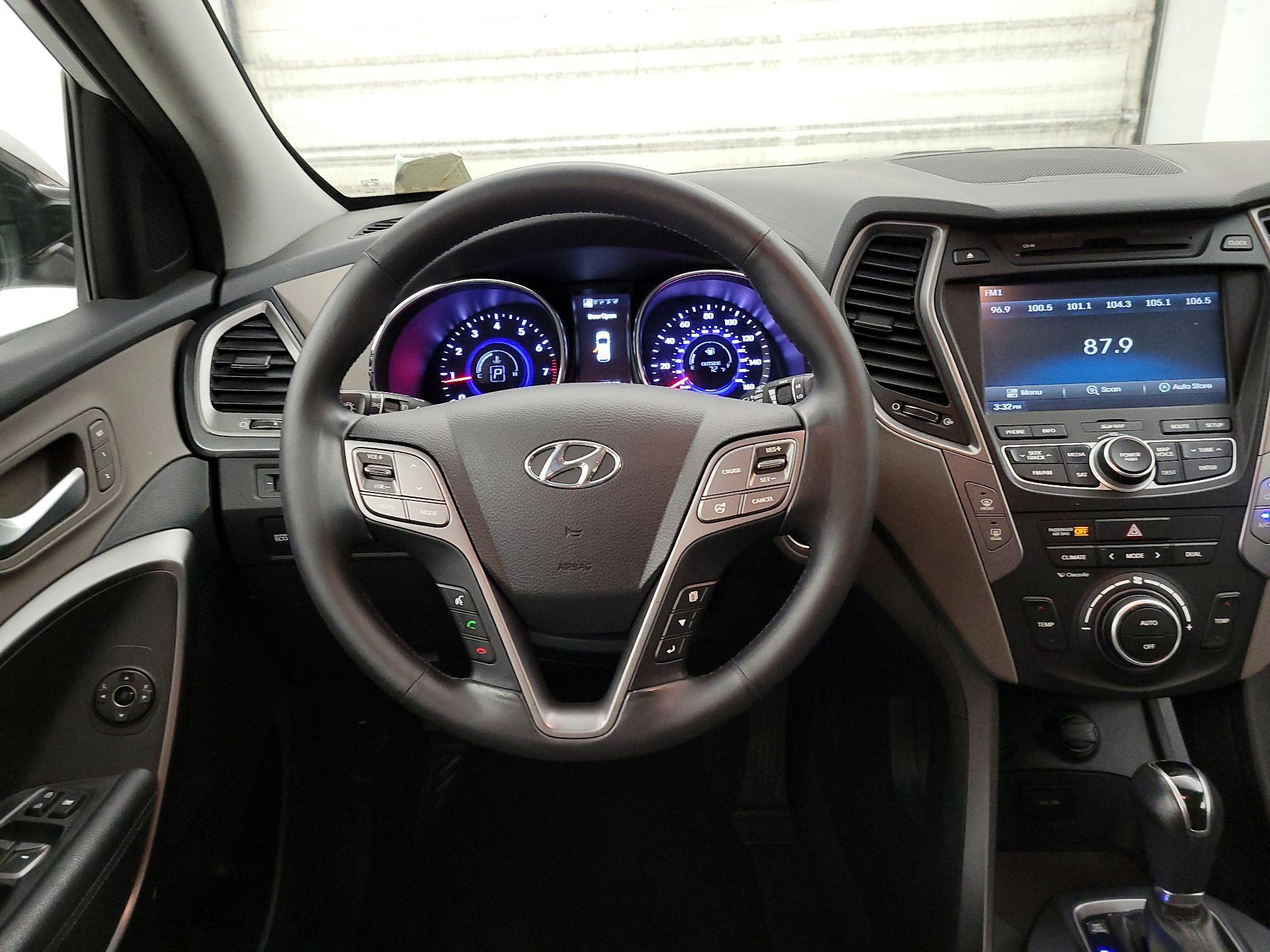 Thumbnail: 2014 Hyundai Santa Fe - 10