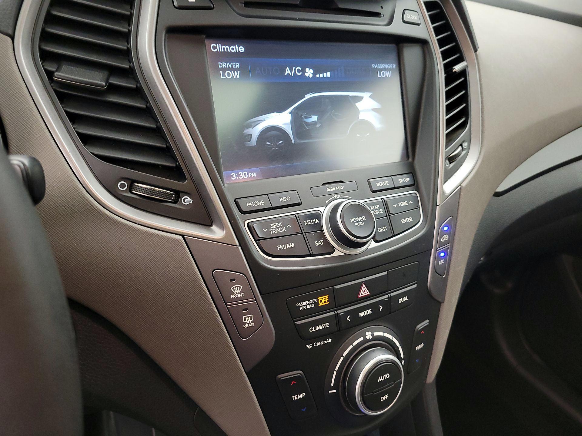 Thumbnail: 2014 Hyundai Santa Fe - 15