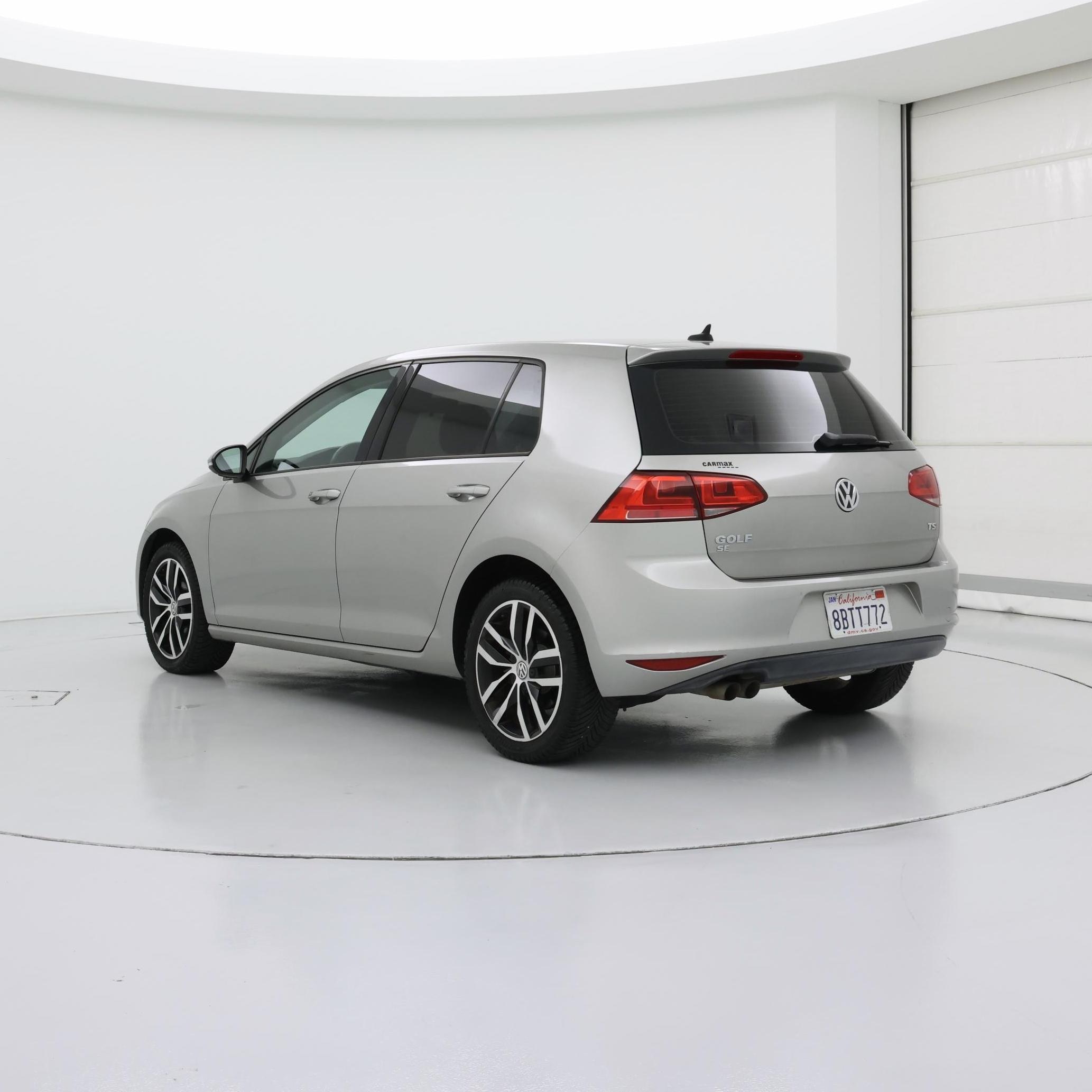 Thumbnail: 2017 Volkswagen Golf - 2
