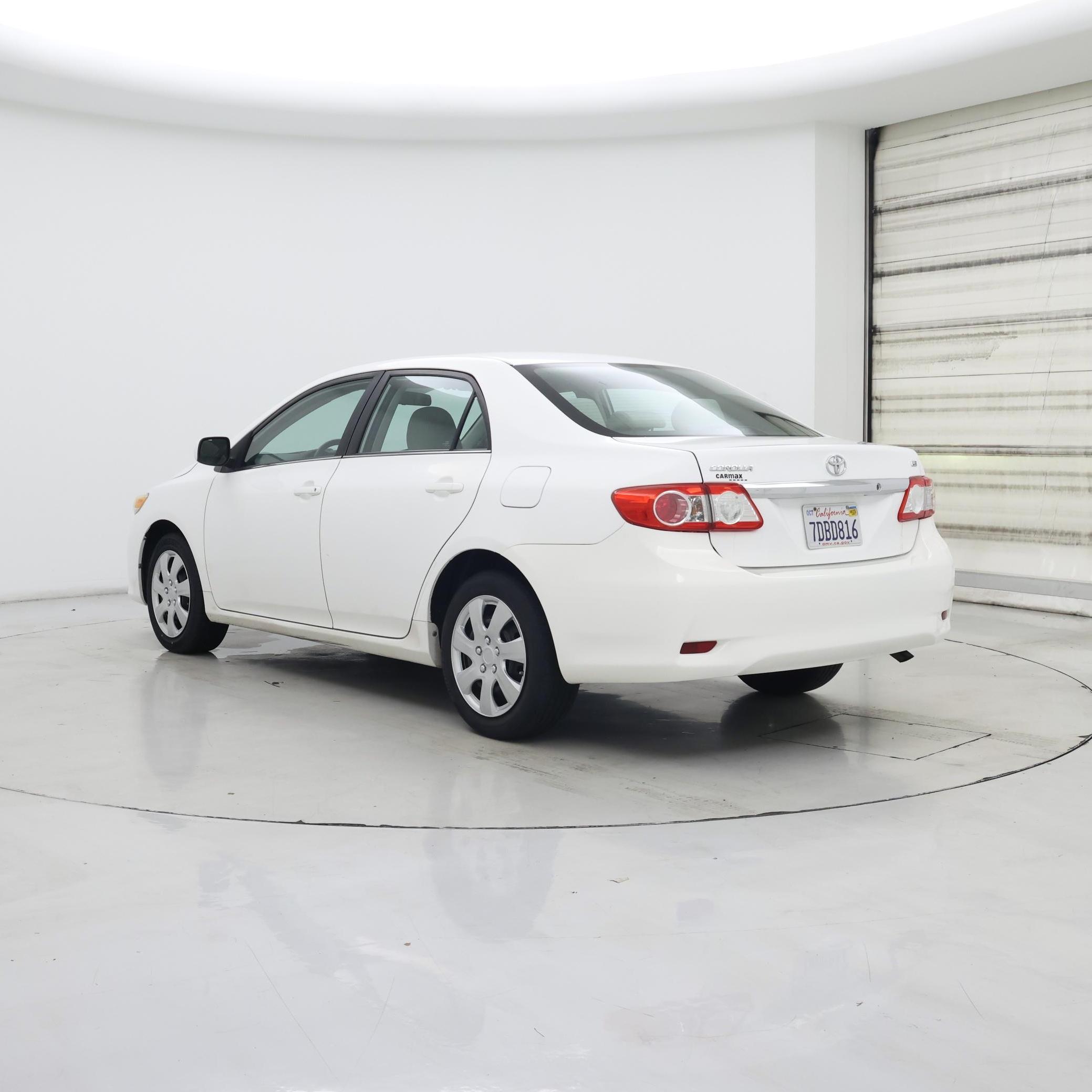 Thumbnail: 2013 Toyota Corolla - 2