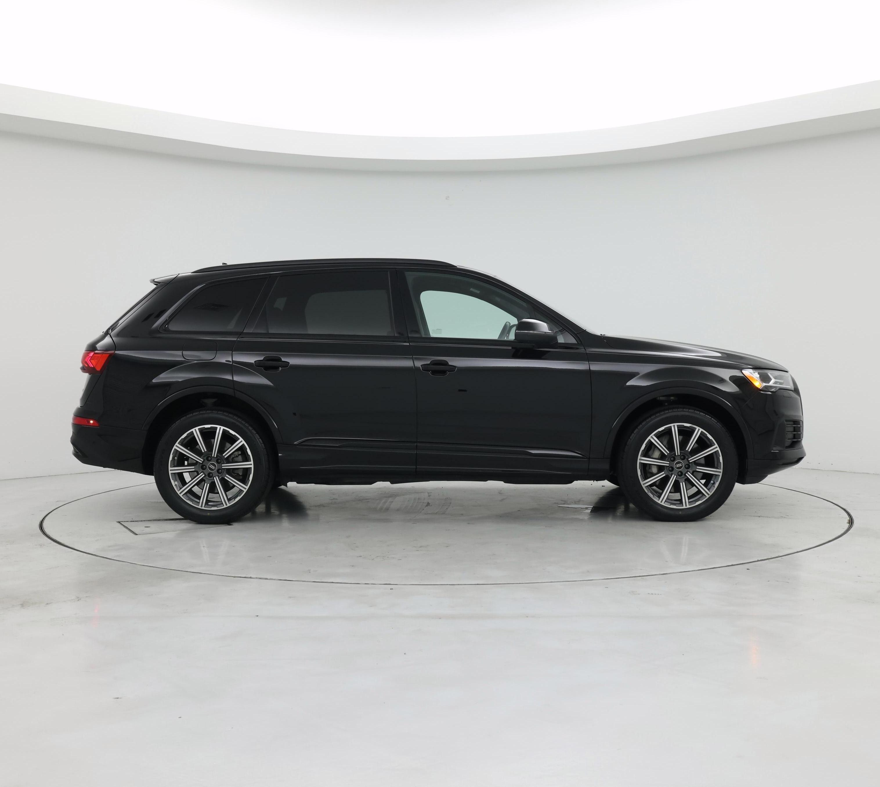Thumbnail: 2022 Audi Q7 - 7