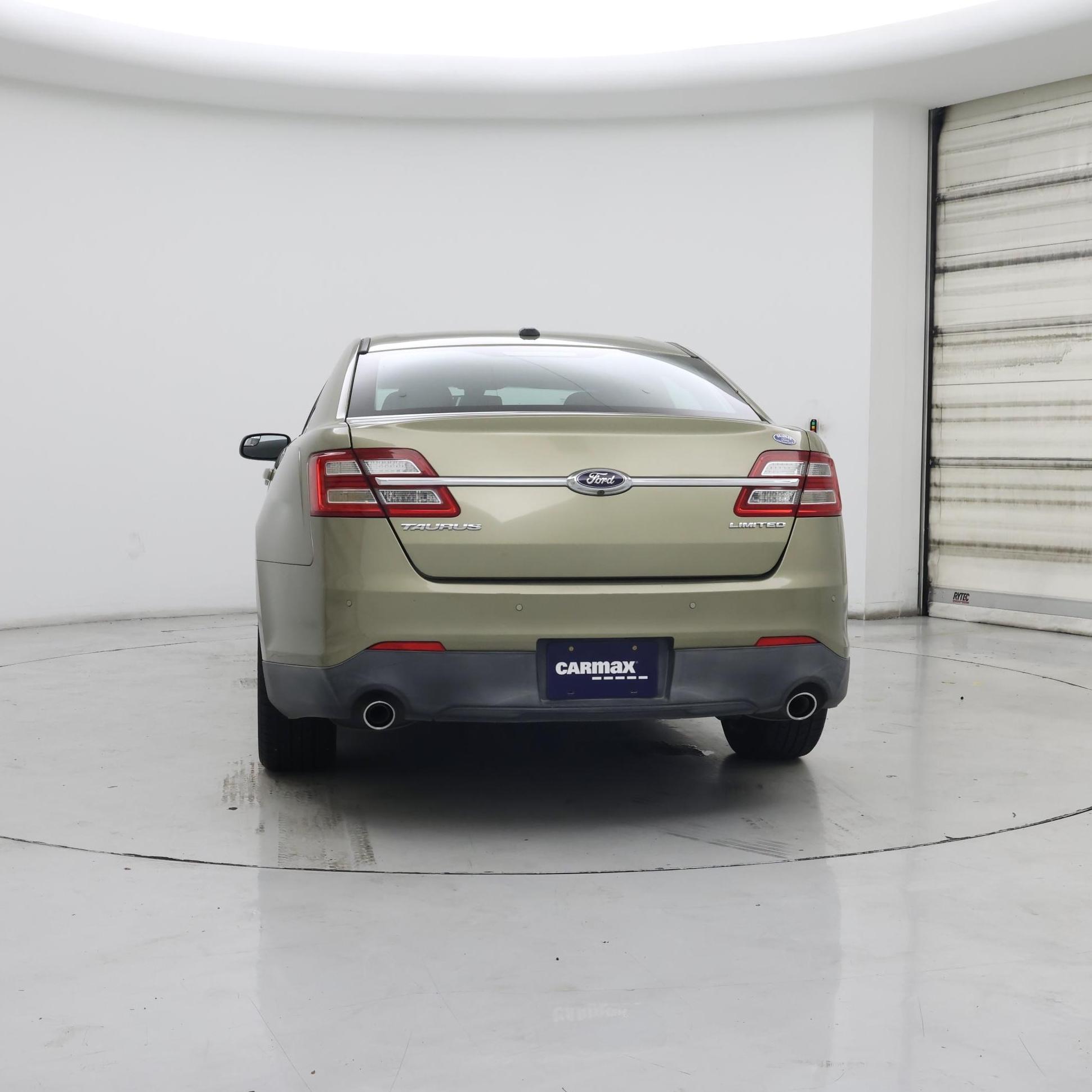 Thumbnail: 2013 Ford Taurus - 6
