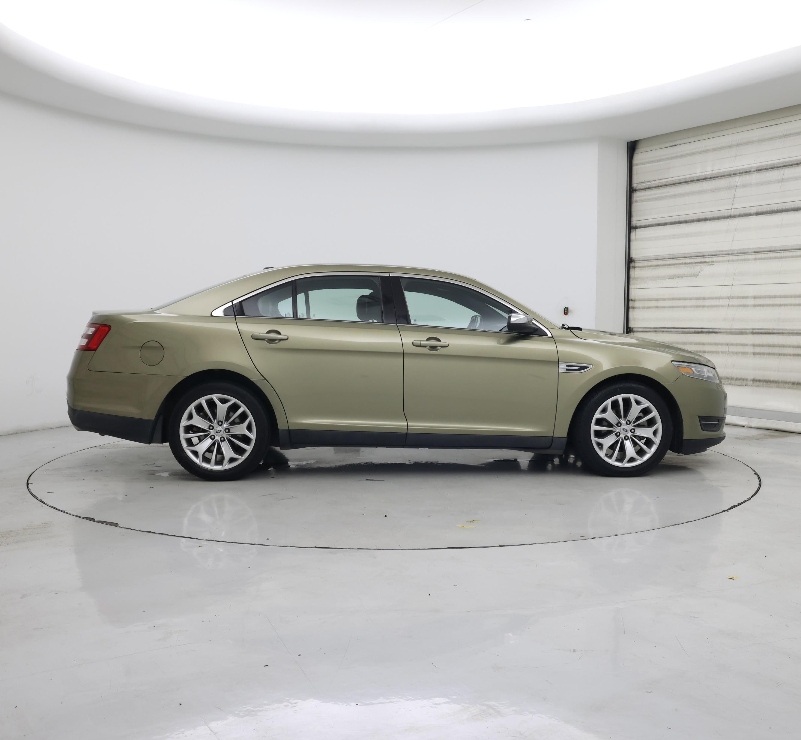 Thumbnail: 2013 Ford Taurus - 7
