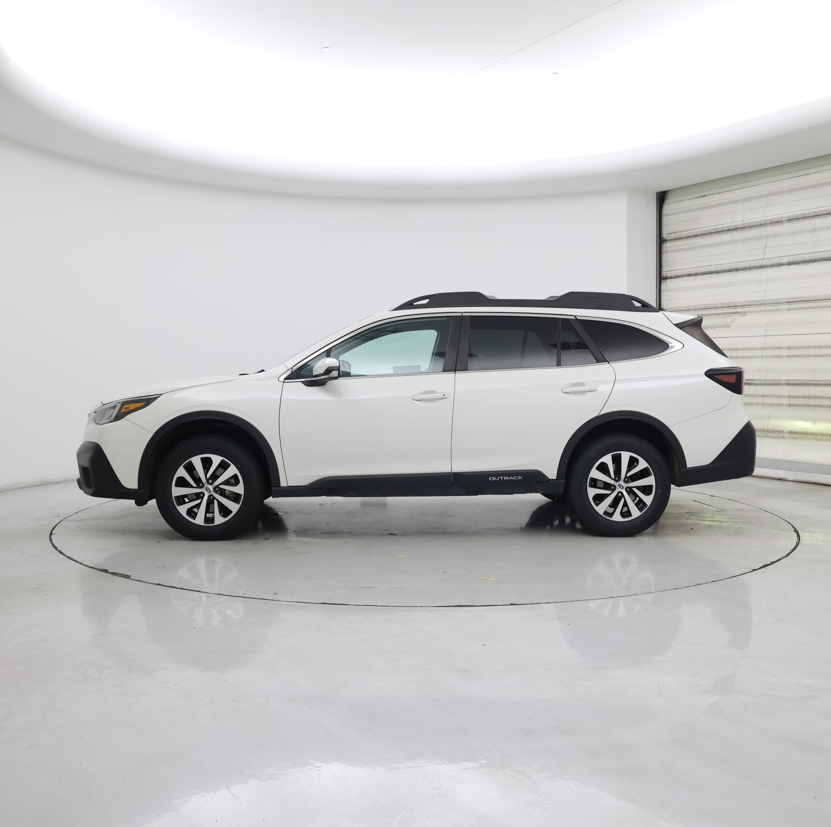 Thumbnail: 2022 Subaru Outback - 3