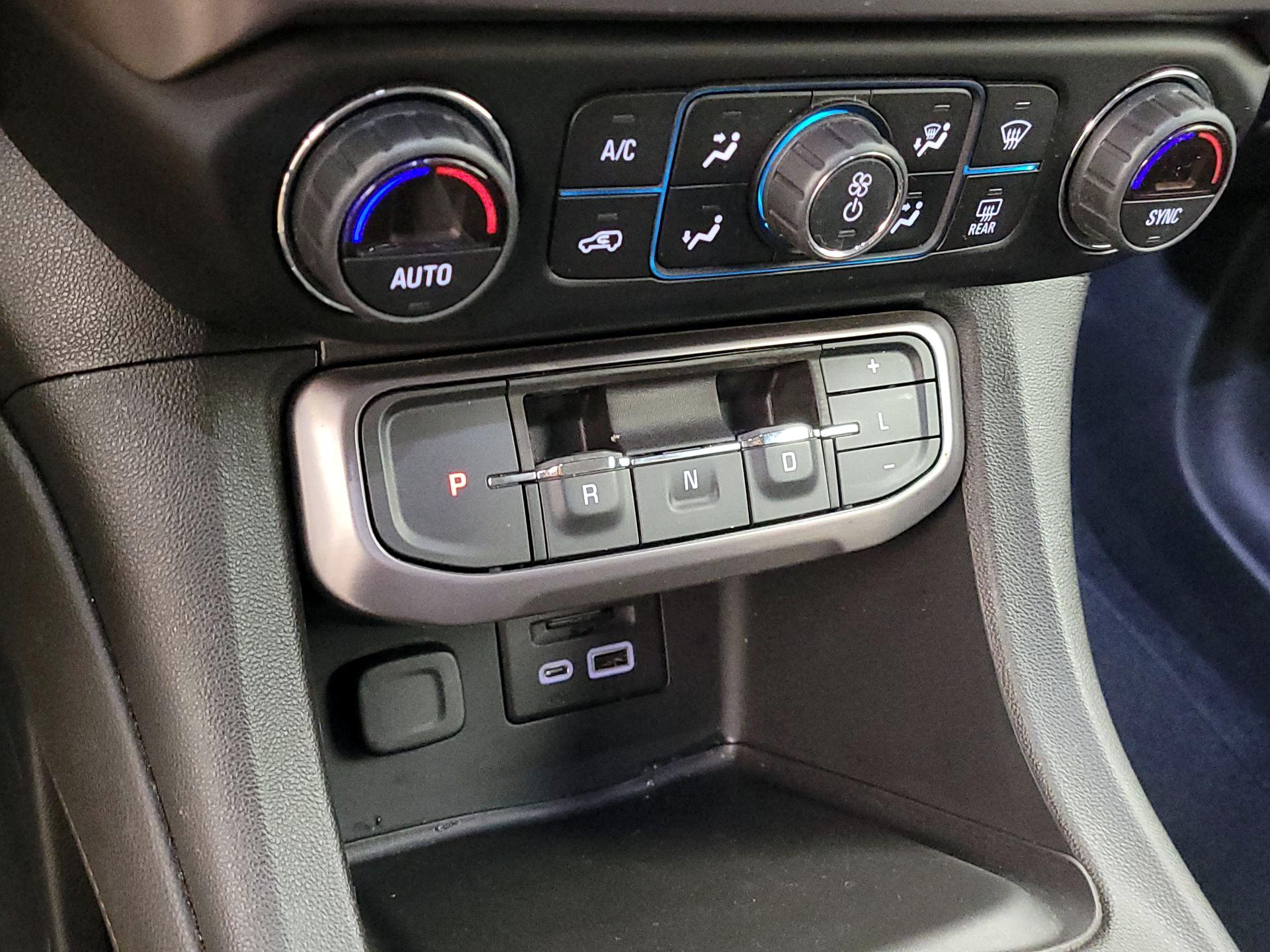 Thumbnail: 2021 GMC Acadia - 18