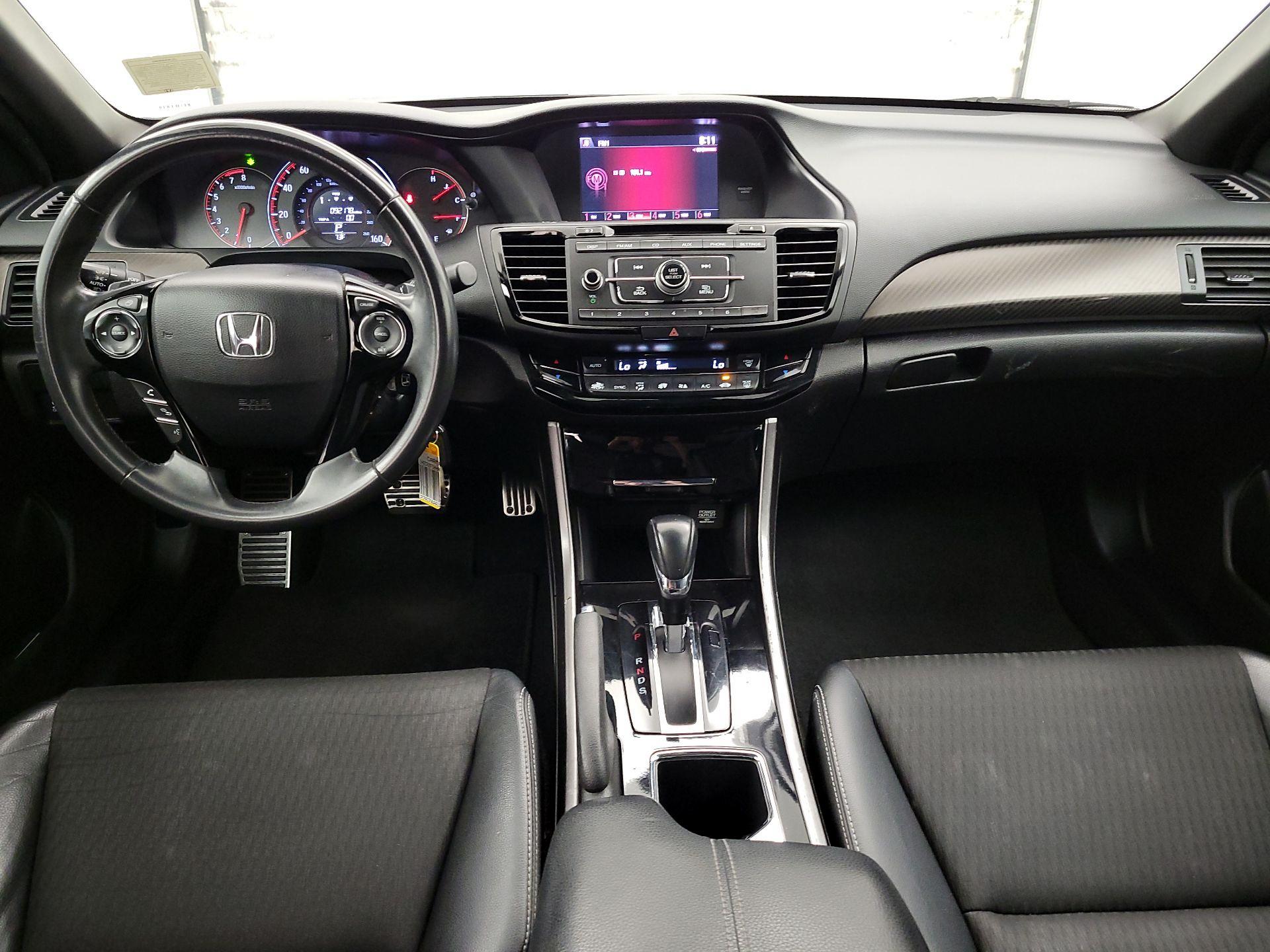 Thumbnail: 2017 Honda Accord - 9