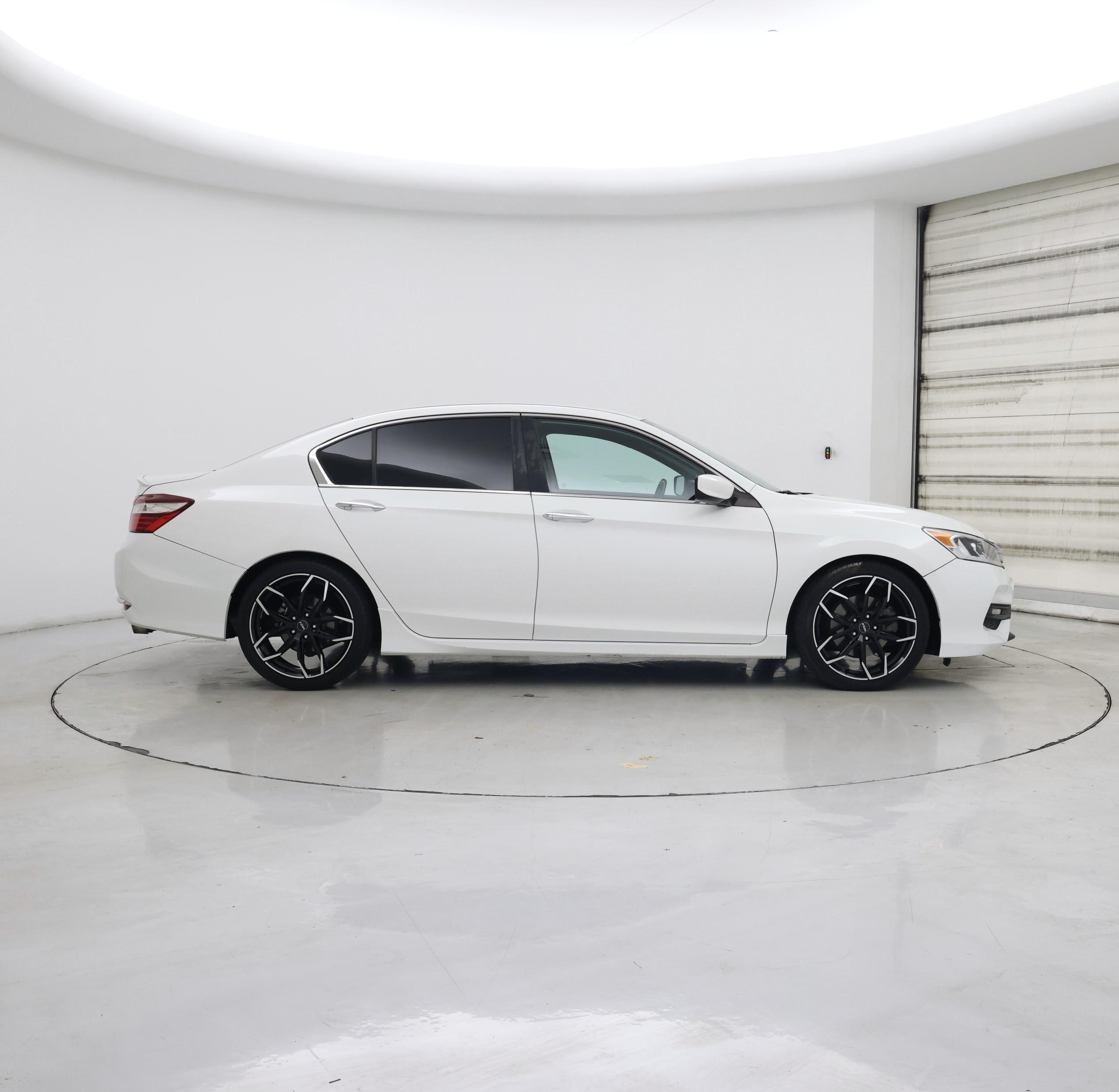 Thumbnail: 2017 Honda Accord - 7