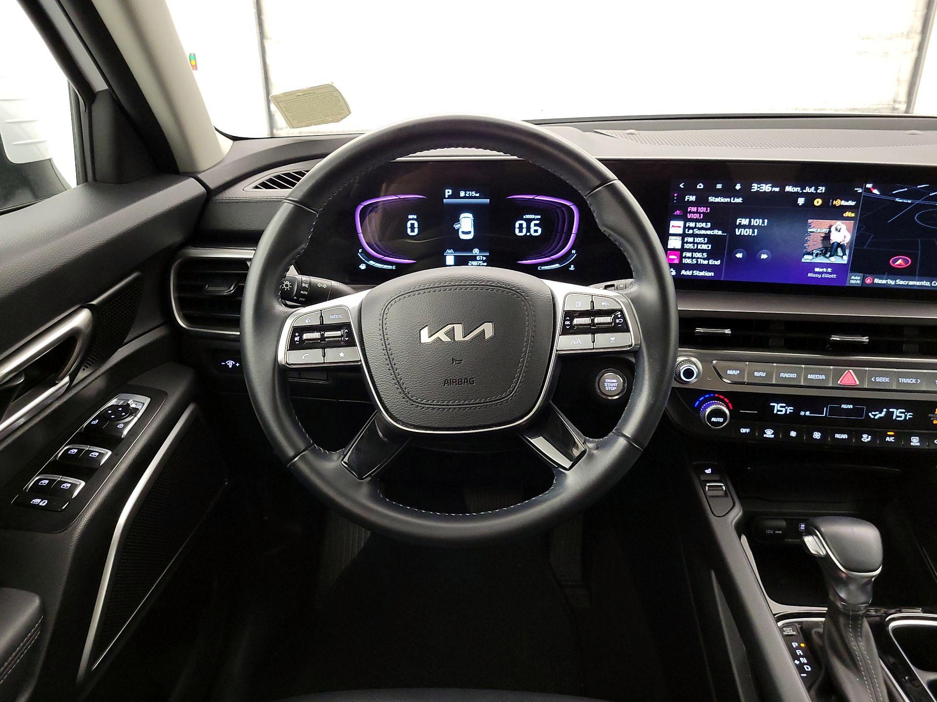 Thumbnail: 2023 Kia Telluride - 10