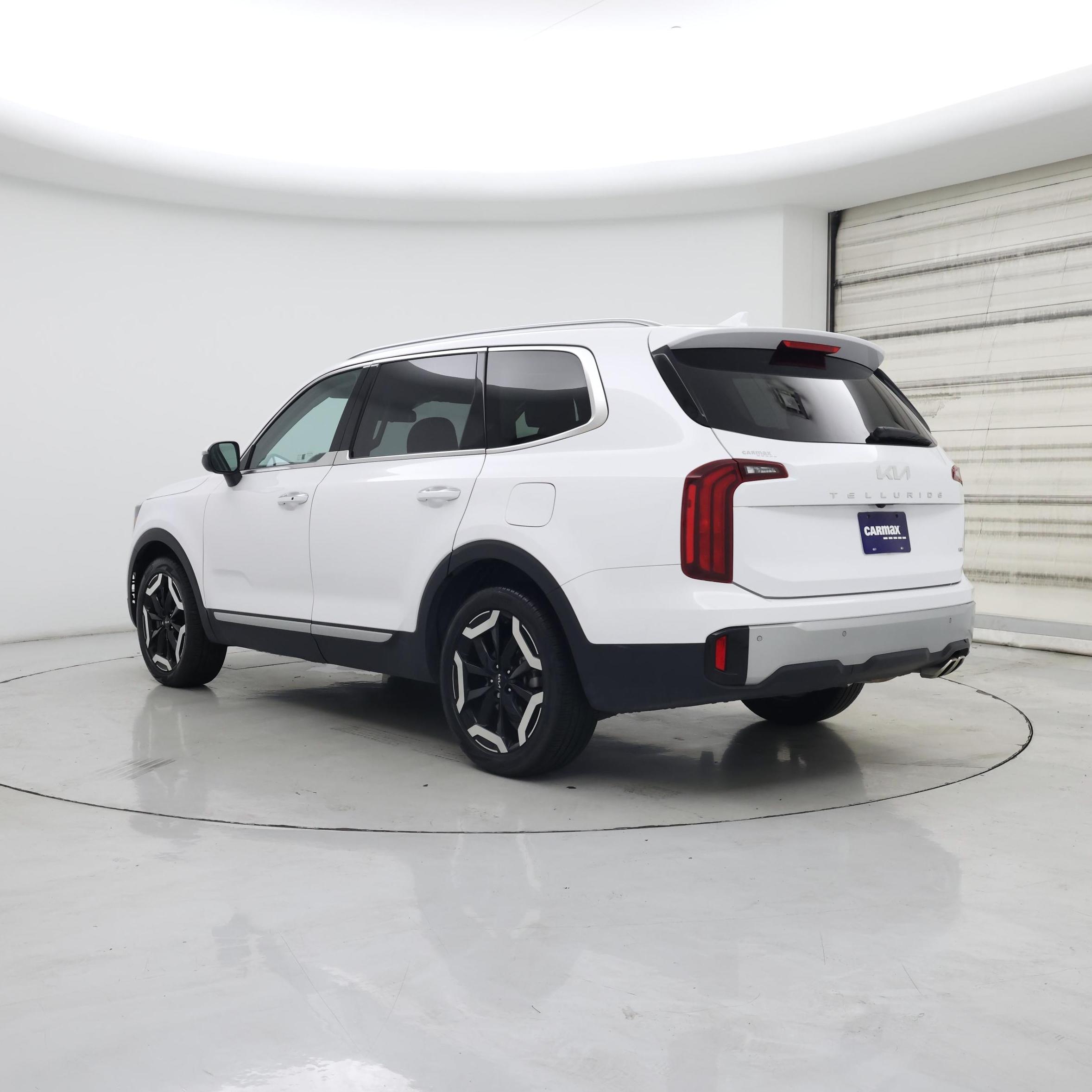 Thumbnail: 2023 Kia Telluride - 2