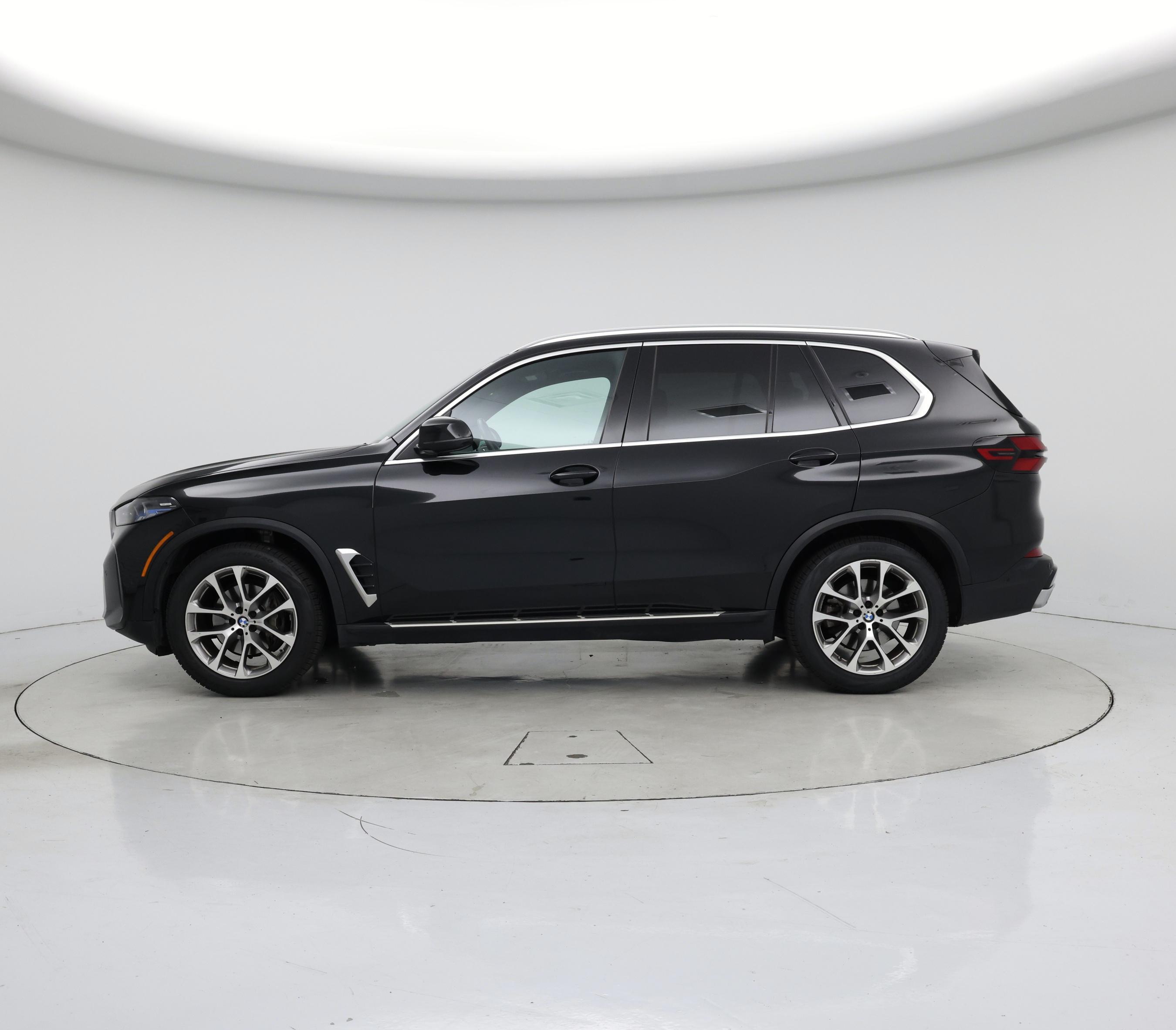 Thumbnail: 2024 BMW X5 - 3