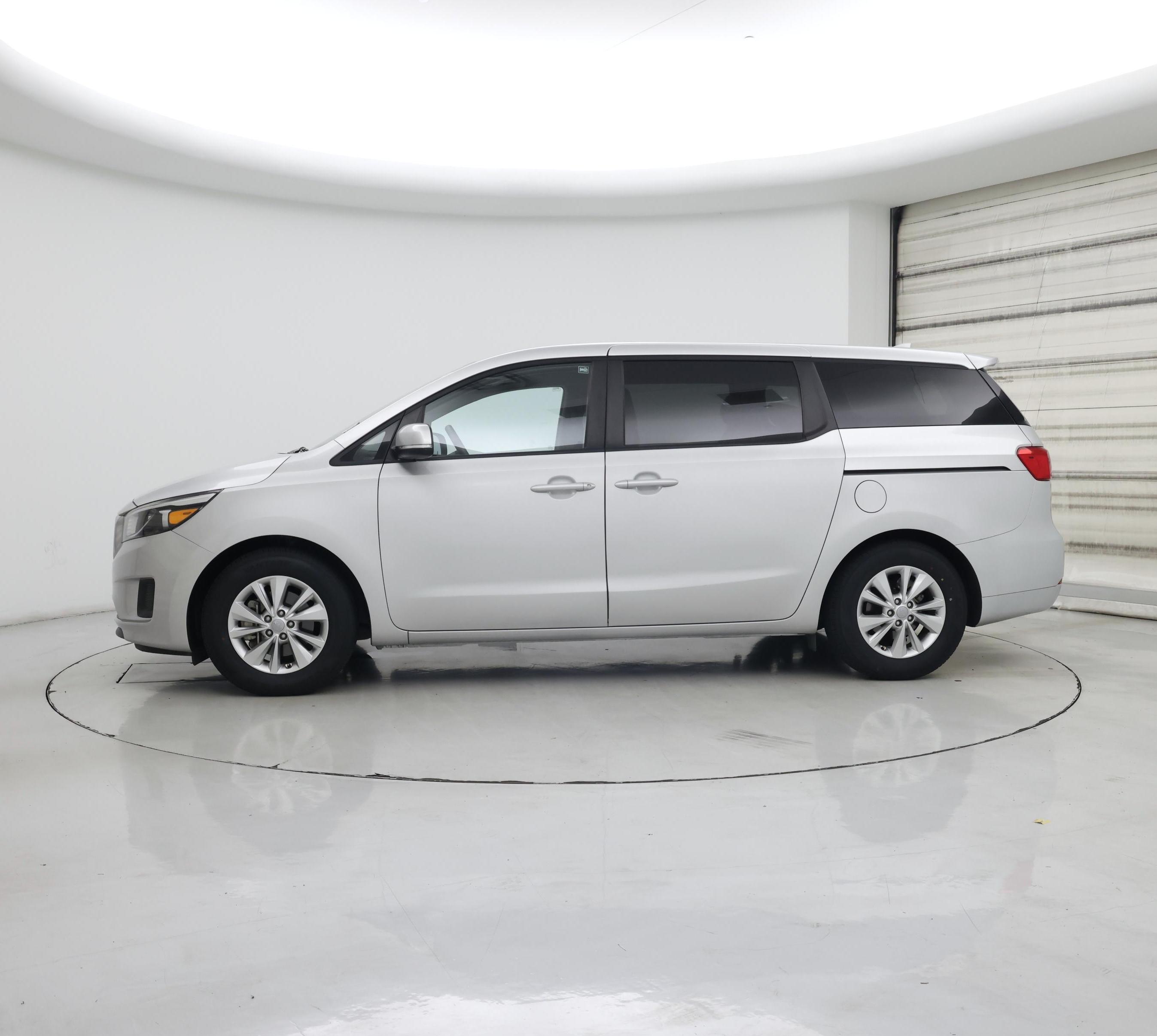 Thumbnail: 2017 Kia Sedona - 3