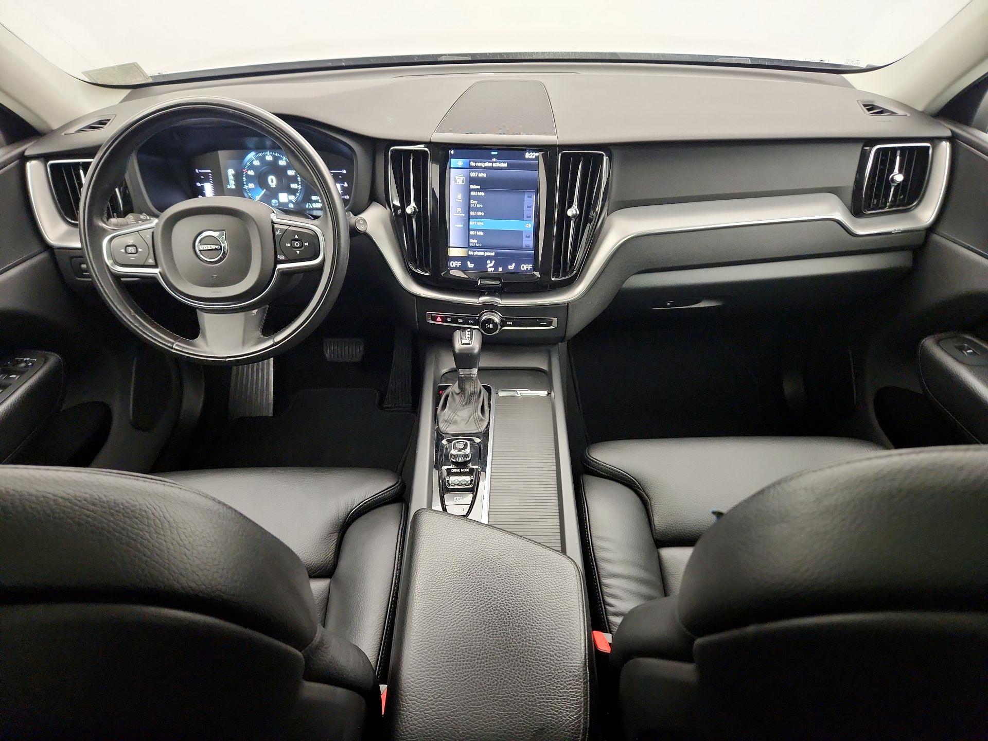 Thumbnail: 2019 Volvo XC60 - 9