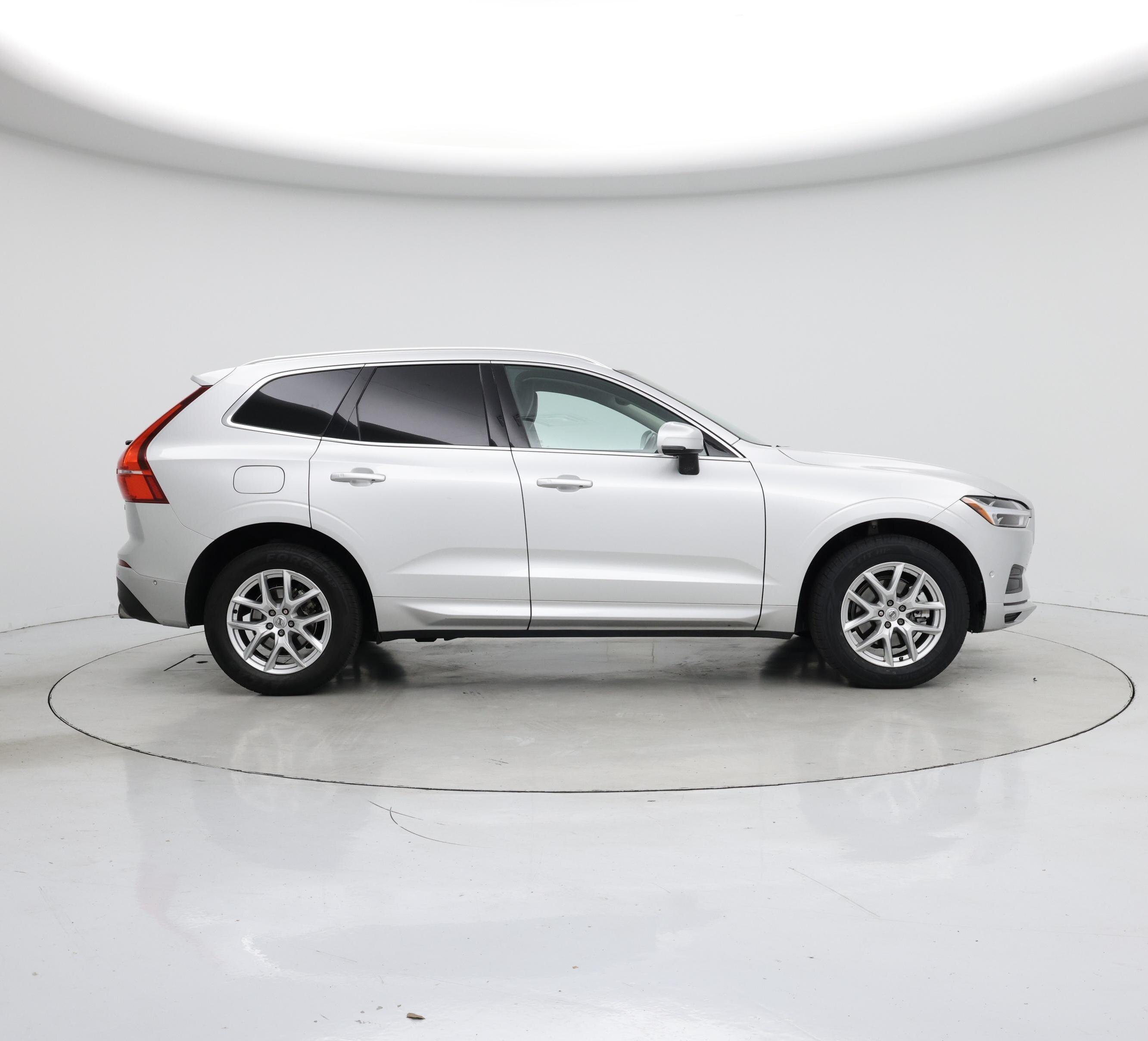 Thumbnail: 2019 Volvo XC60 - 7