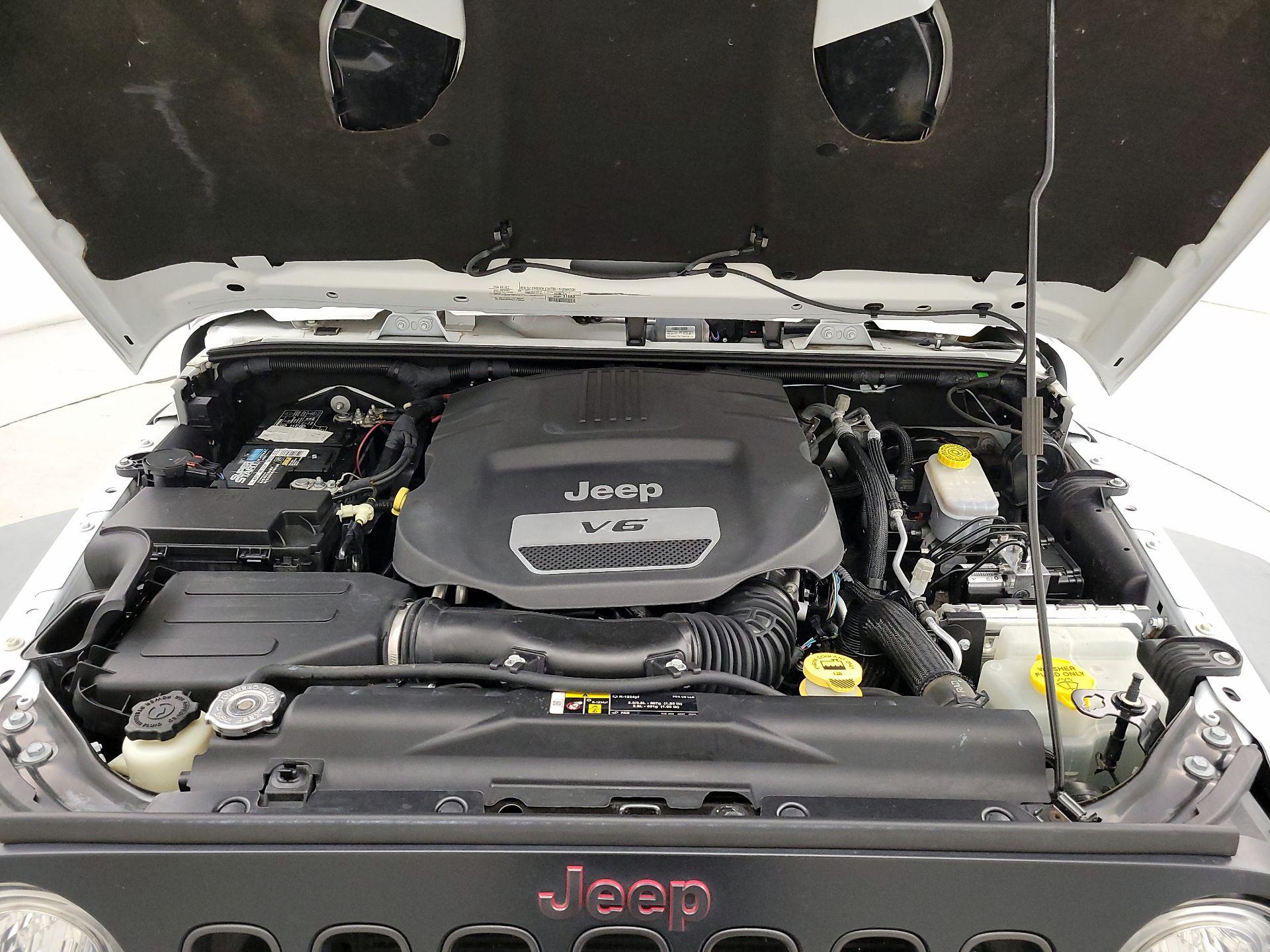Thumbnail: 2018 Jeep Wrangler - 19