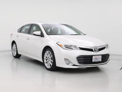 White 2013 Toyota Avalon Limited