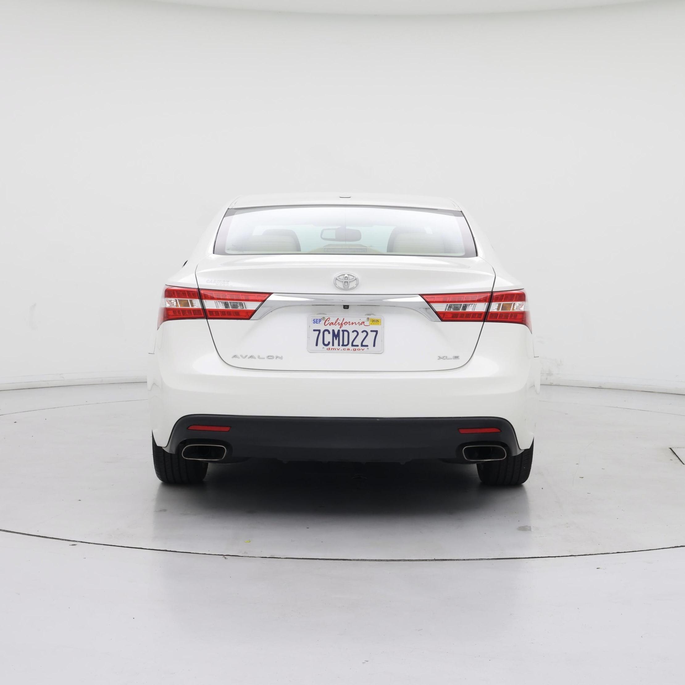 Thumbnail: 2013 Toyota Avalon - 6