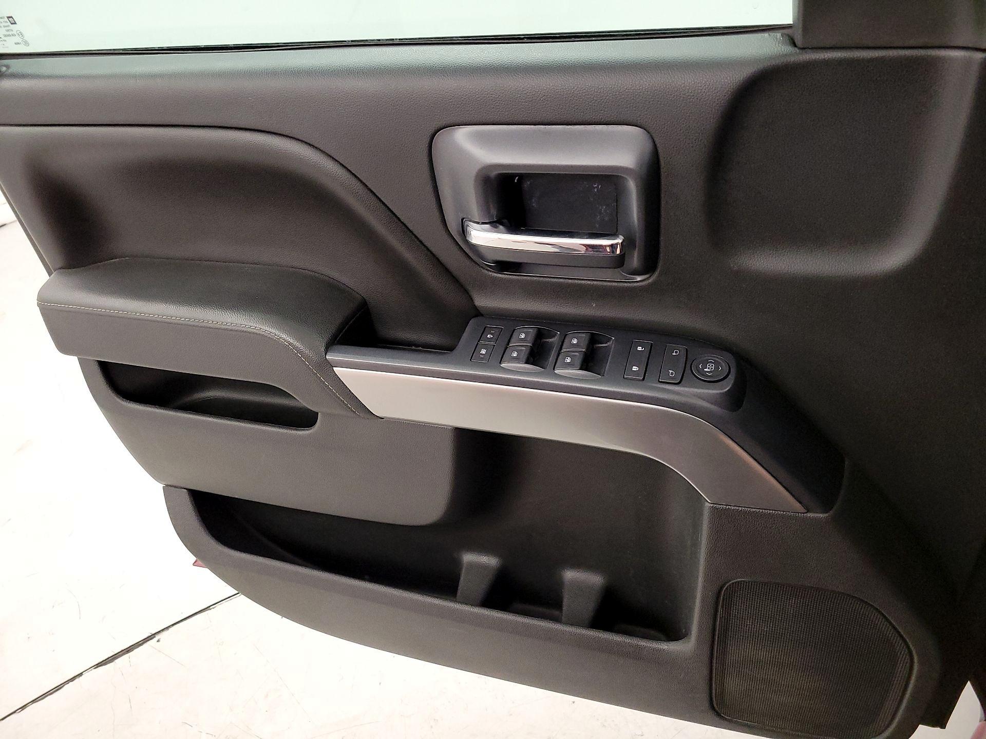 Thumbnail: 2015 Chevrolet Silverado 1500 - 12
