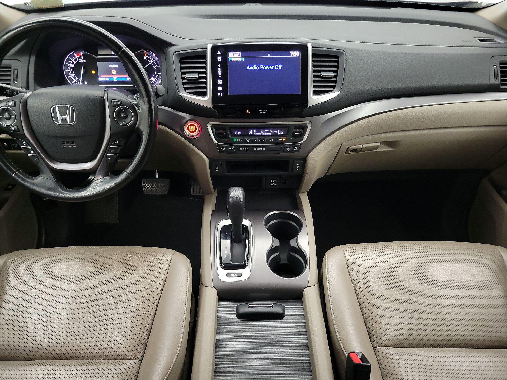 Thumbnail: 2017 Honda Ridgeline - 9