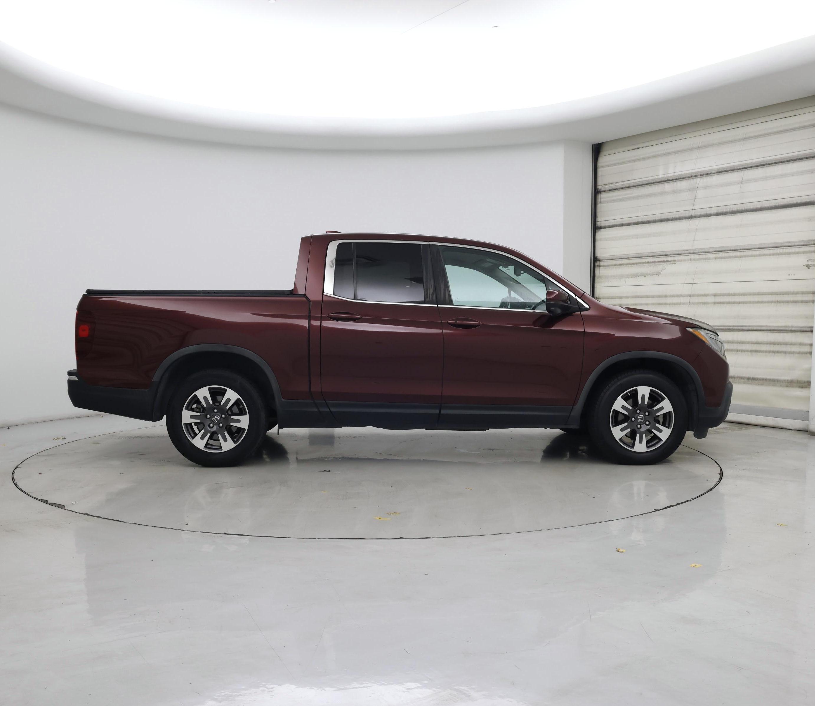 Thumbnail: 2017 Honda Ridgeline - 7