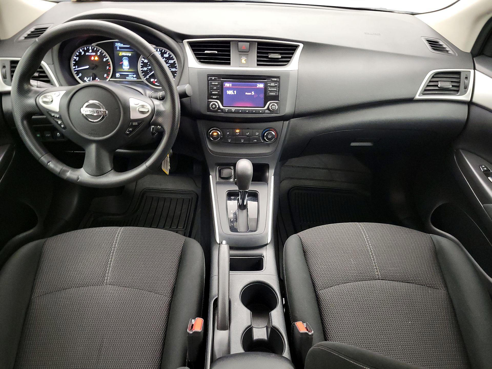 Thumbnail: 2018 Nissan Sentra - 9