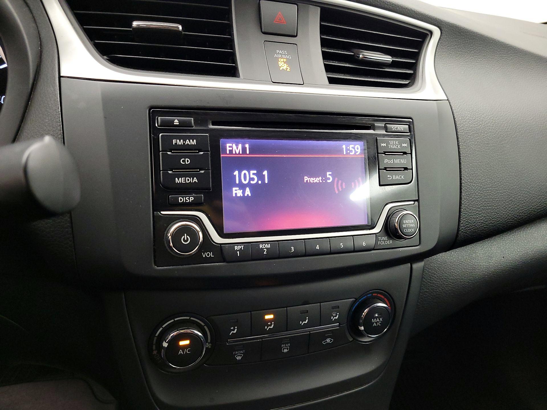 Thumbnail: 2018 Nissan Sentra - 15
