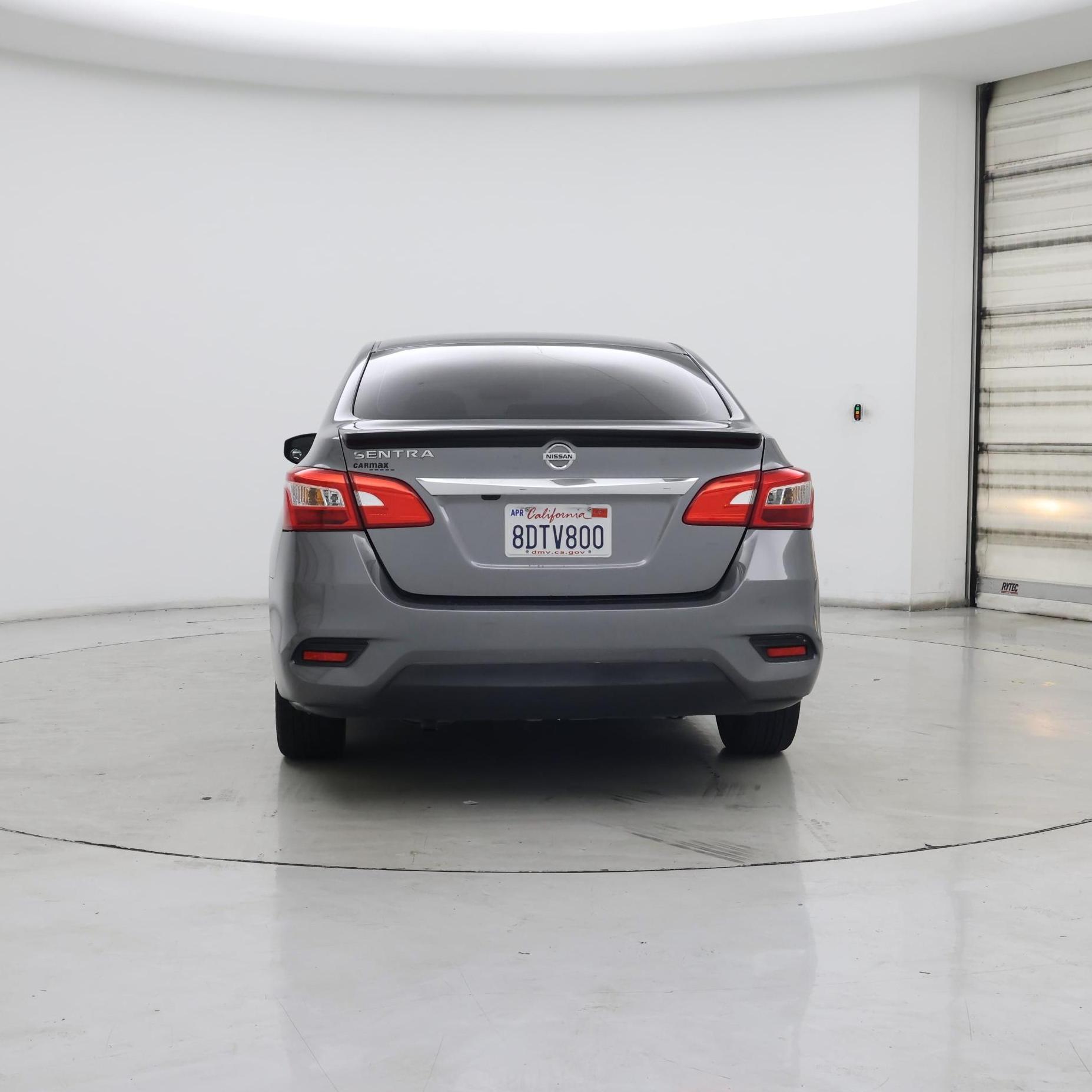 Thumbnail: 2018 Nissan Sentra - 6
