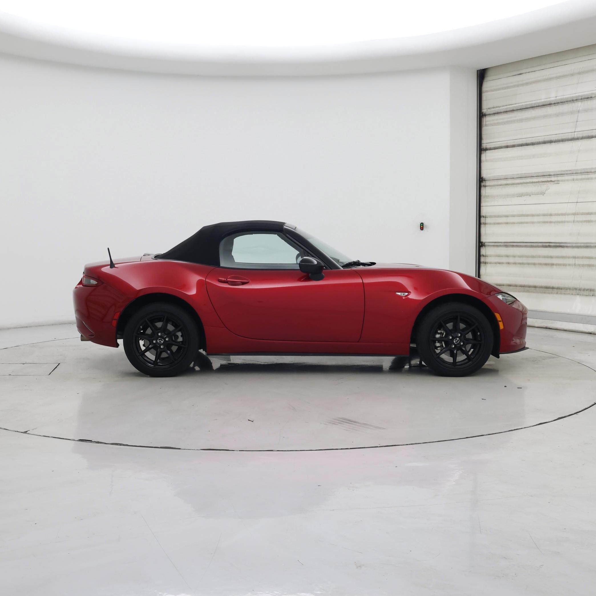 Thumbnail: 2020 Mazda MX-5 Miata - 7