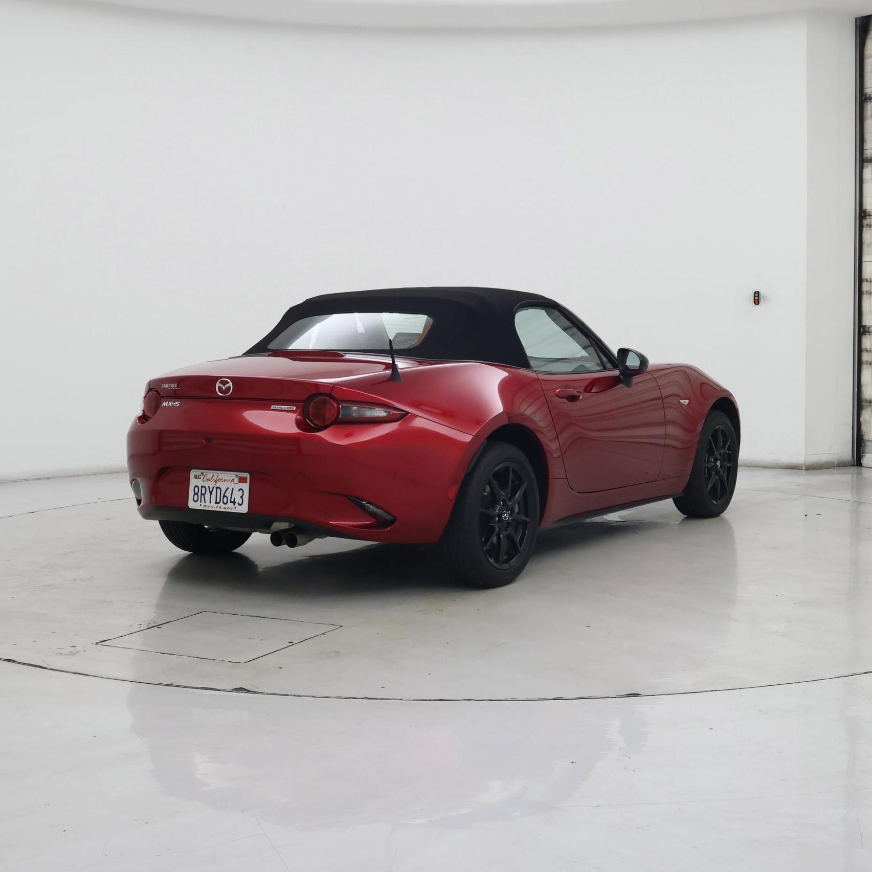 Thumbnail: 2020 Mazda MX-5 Miata - 8