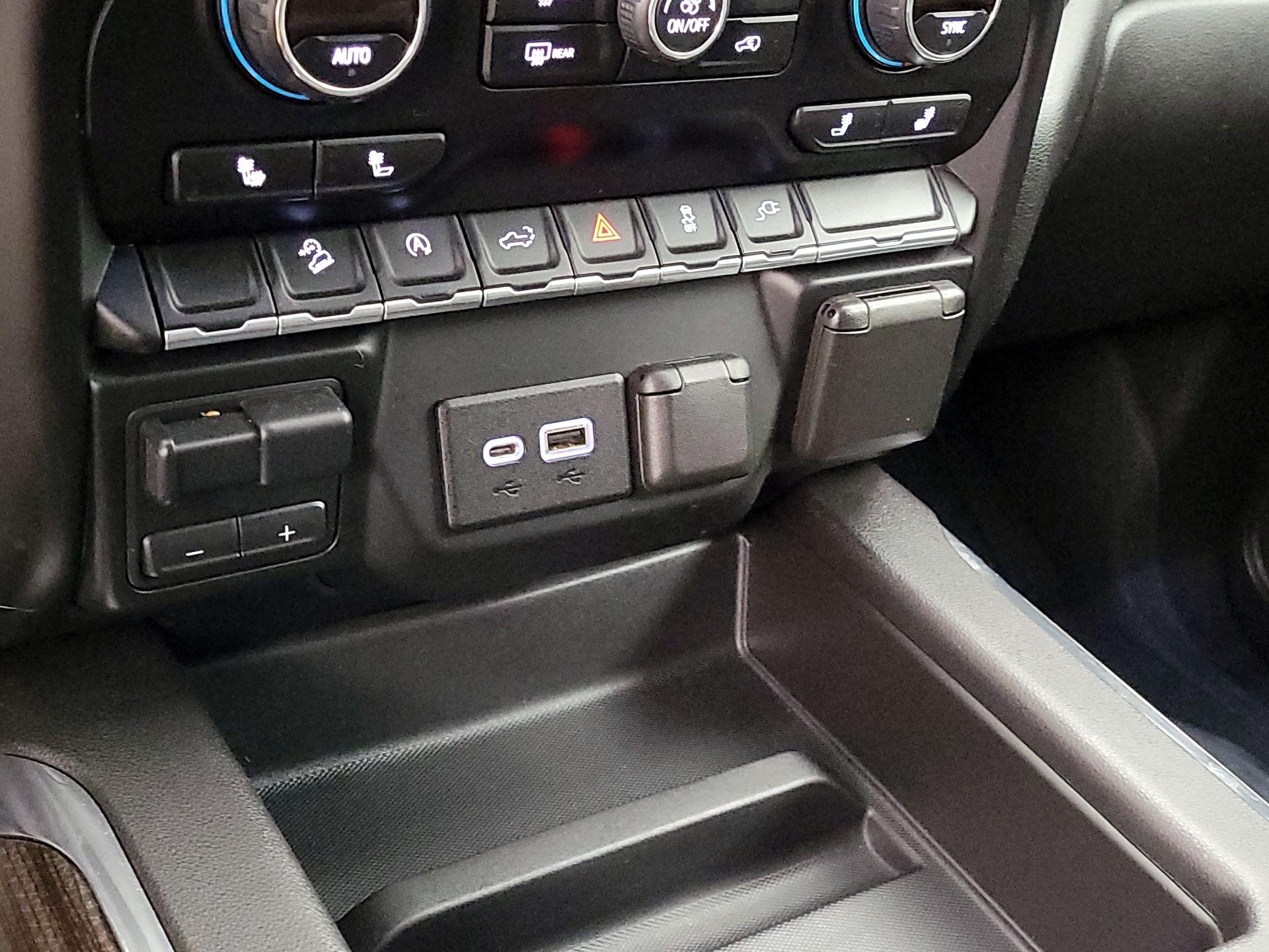 Thumbnail: 2019 Chevrolet Silverado 1500 - 19