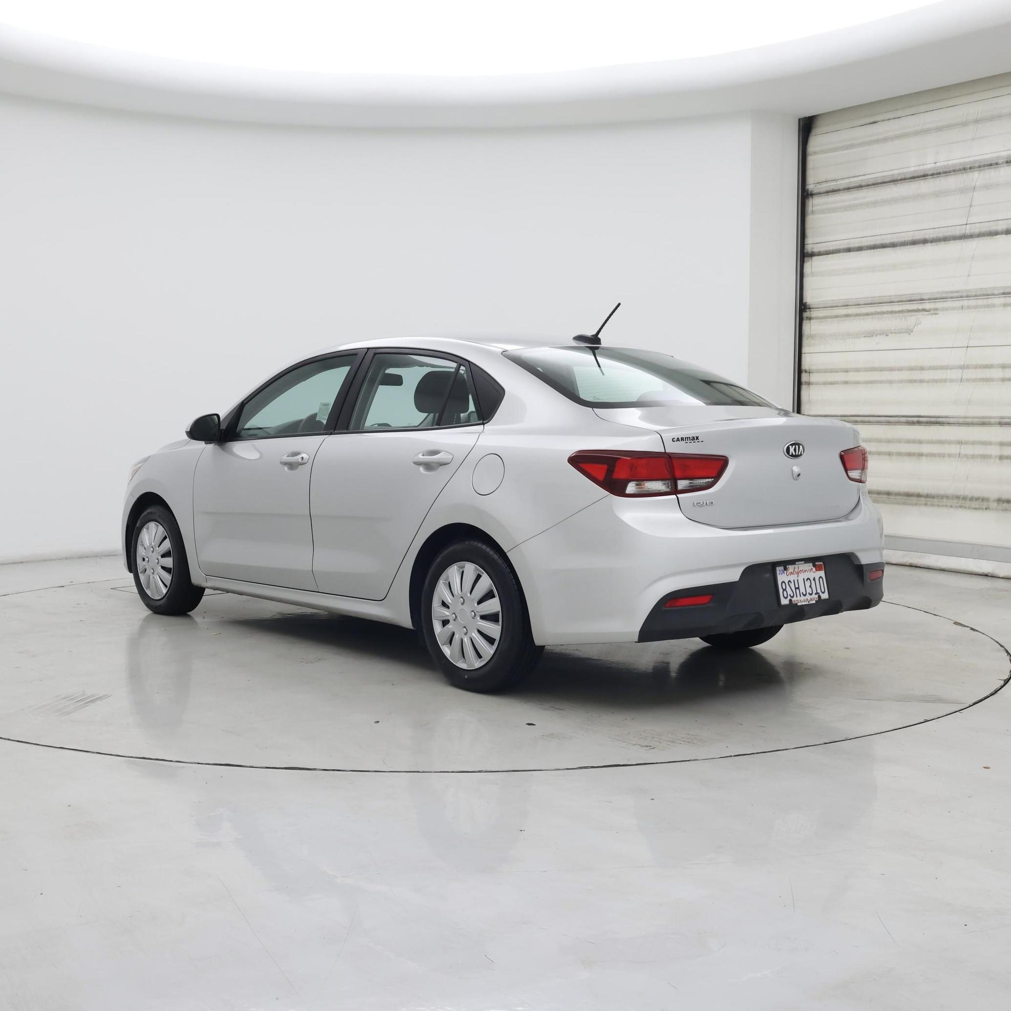 Thumbnail: 2019 Kia Rio - 2