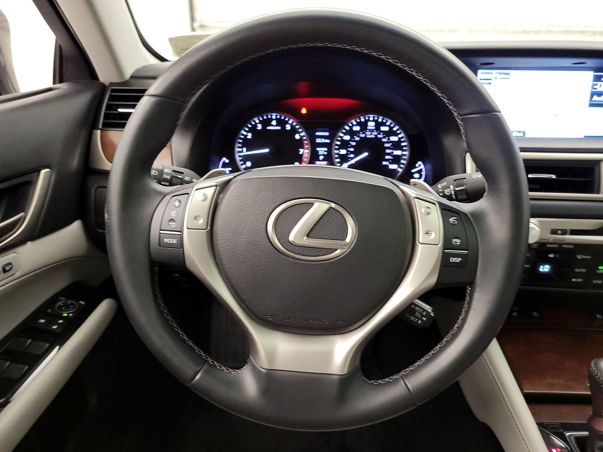 Thumbnail: 2015 Lexus GS - 10