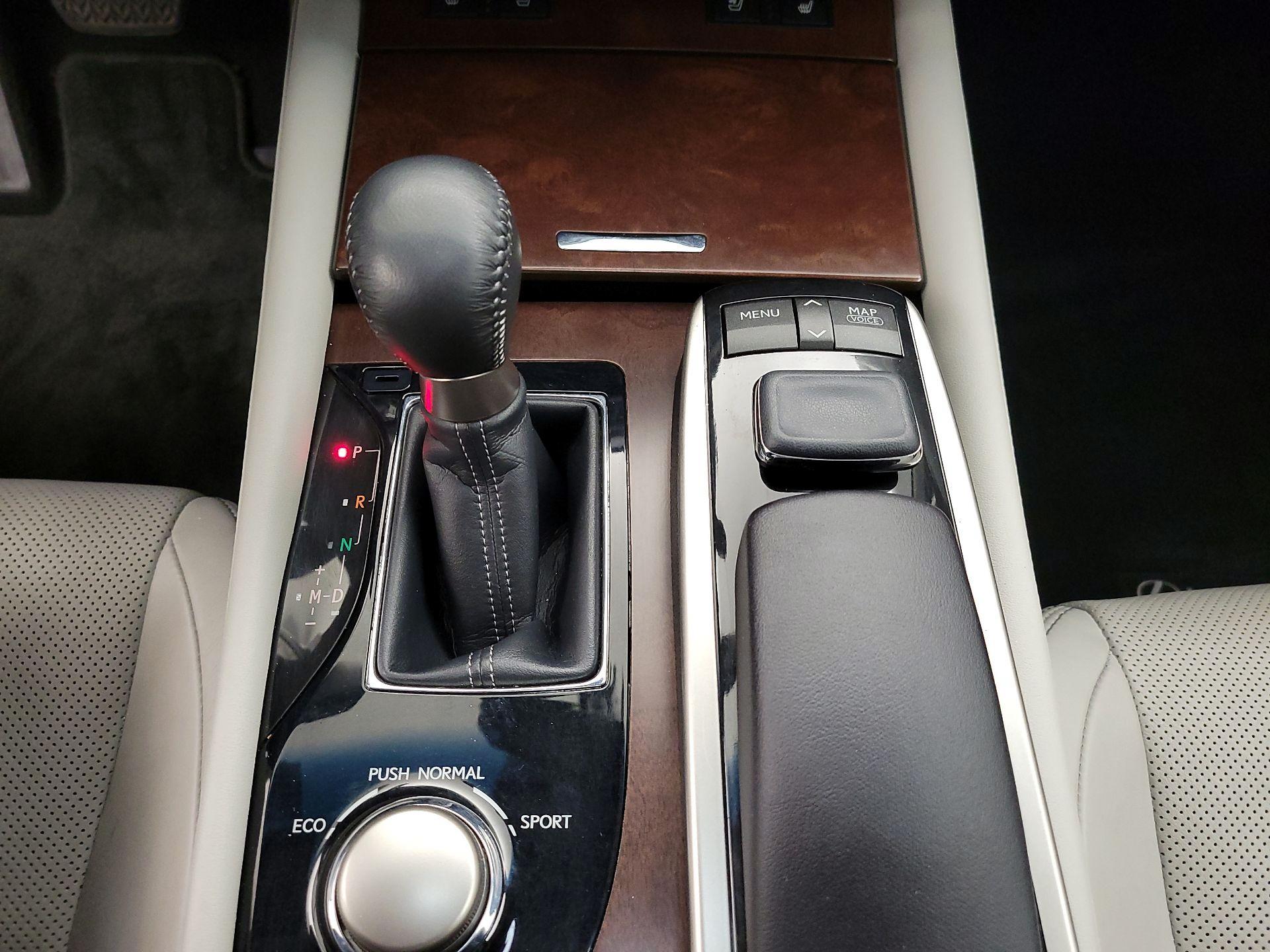 Thumbnail: 2015 Lexus GS - 18