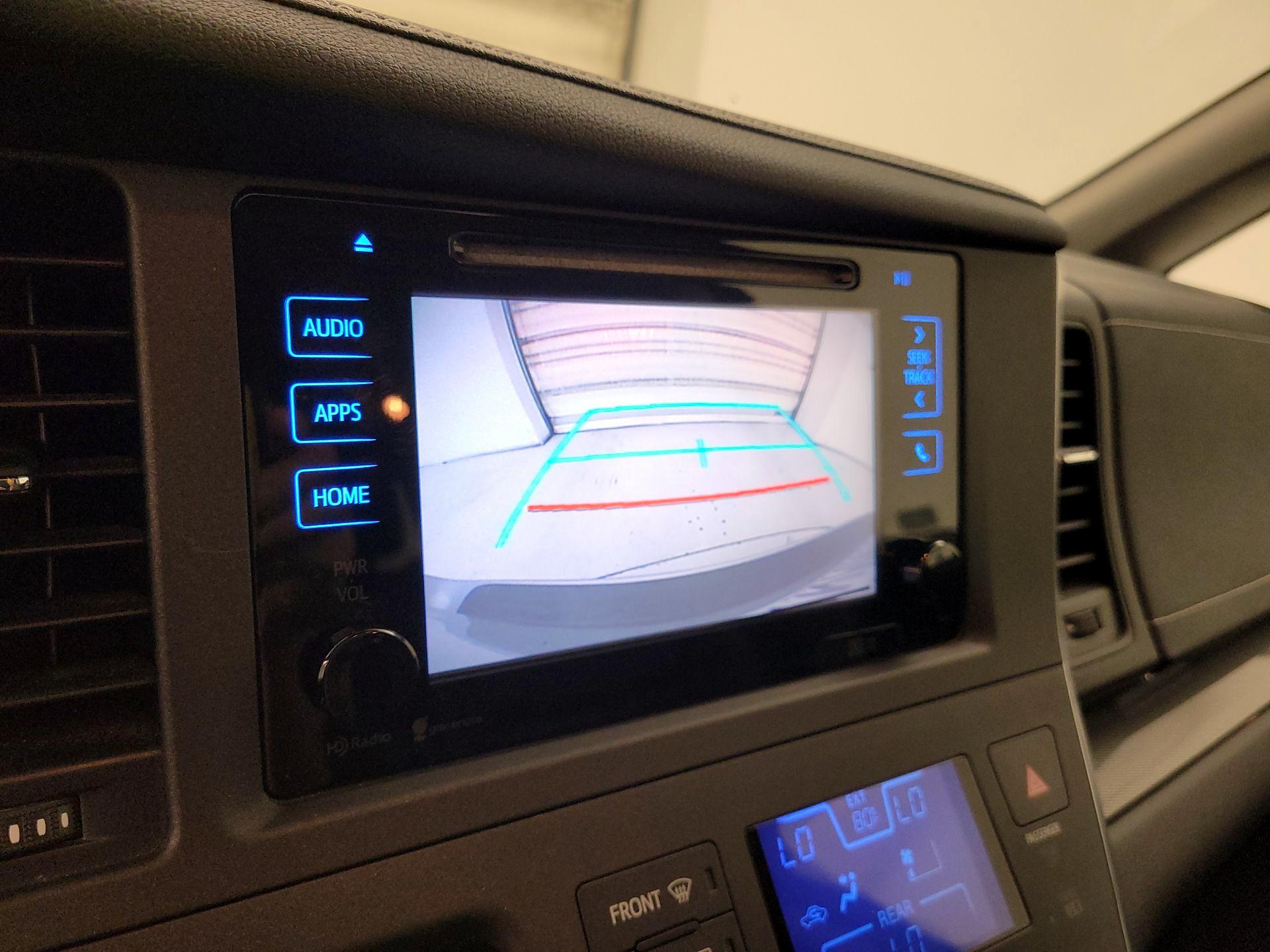 Thumbnail: 2015 Toyota Sienna - 13