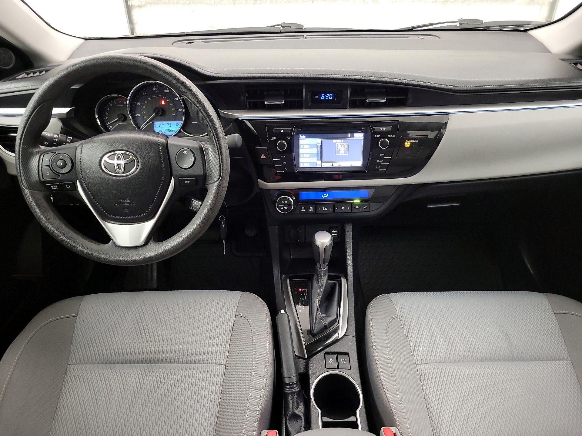 Thumbnail: 2016 Toyota Corolla - 9