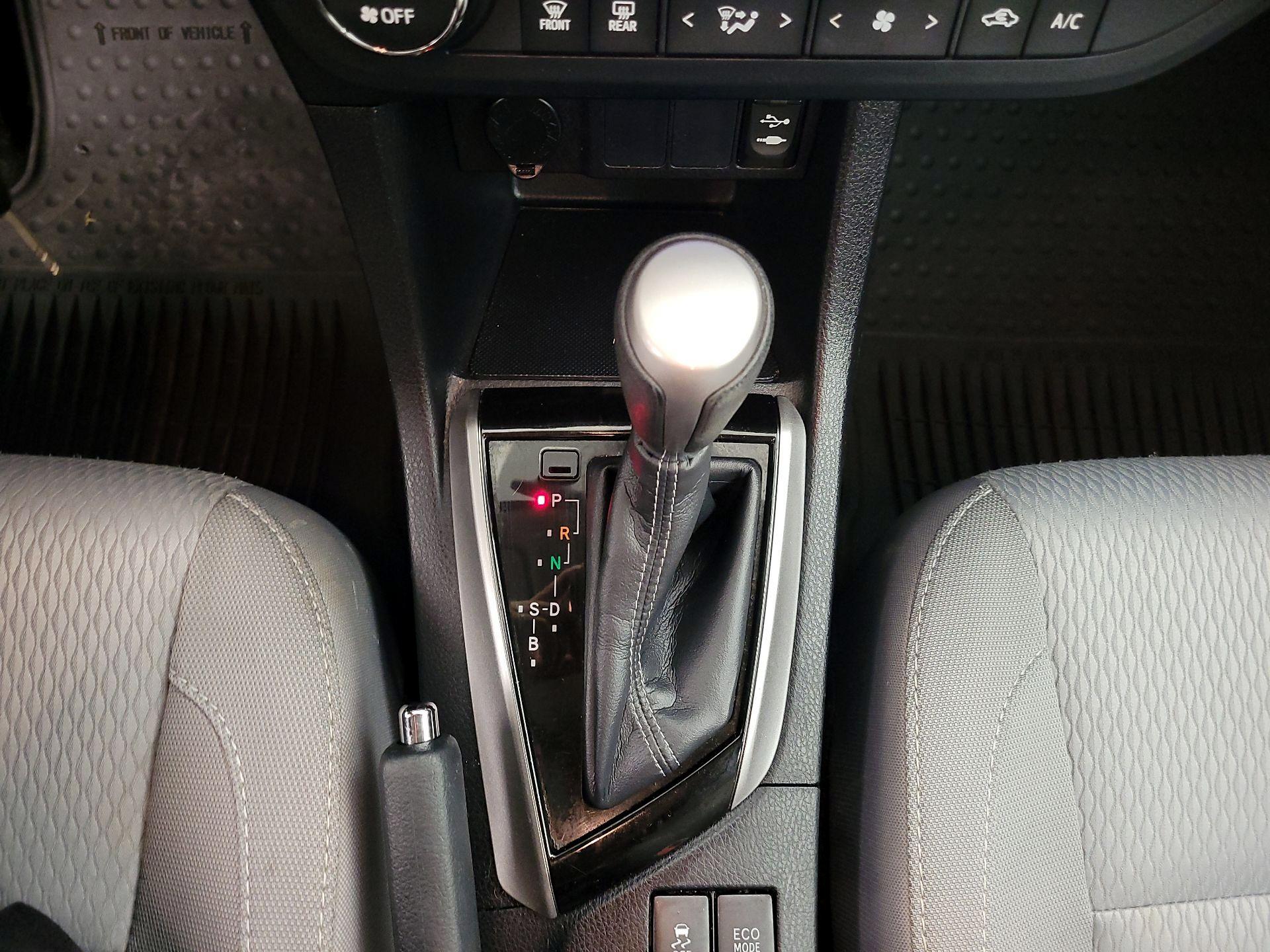 Thumbnail: 2016 Toyota Corolla - 17