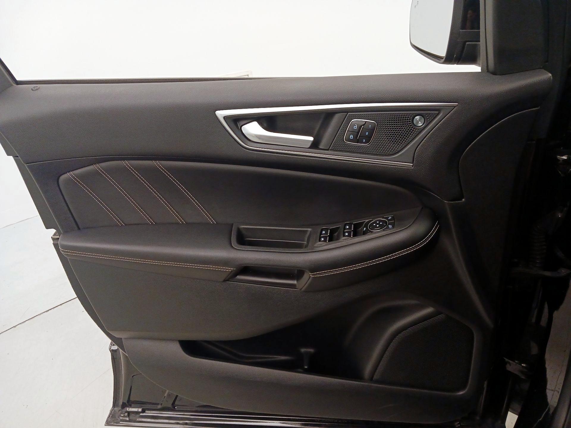 Thumbnail: 2023 Ford Edge - 12
