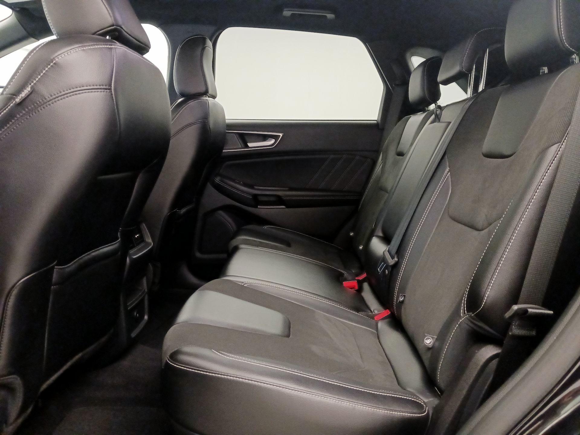 Thumbnail: 2023 Ford Edge - 19