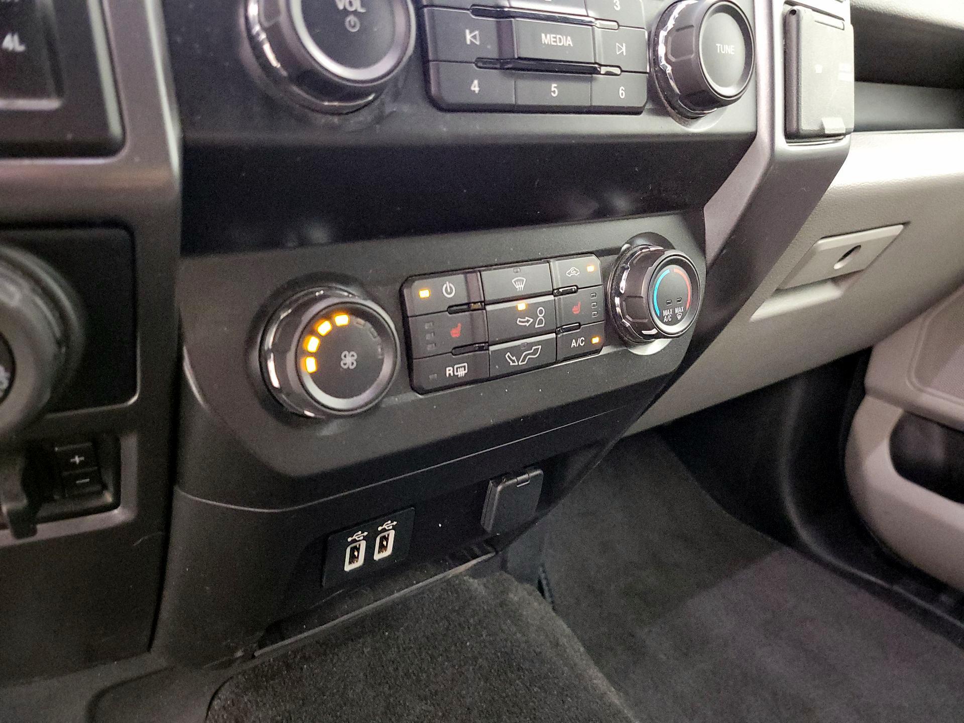 Thumbnail: 2019 Ford F-150 - 15
