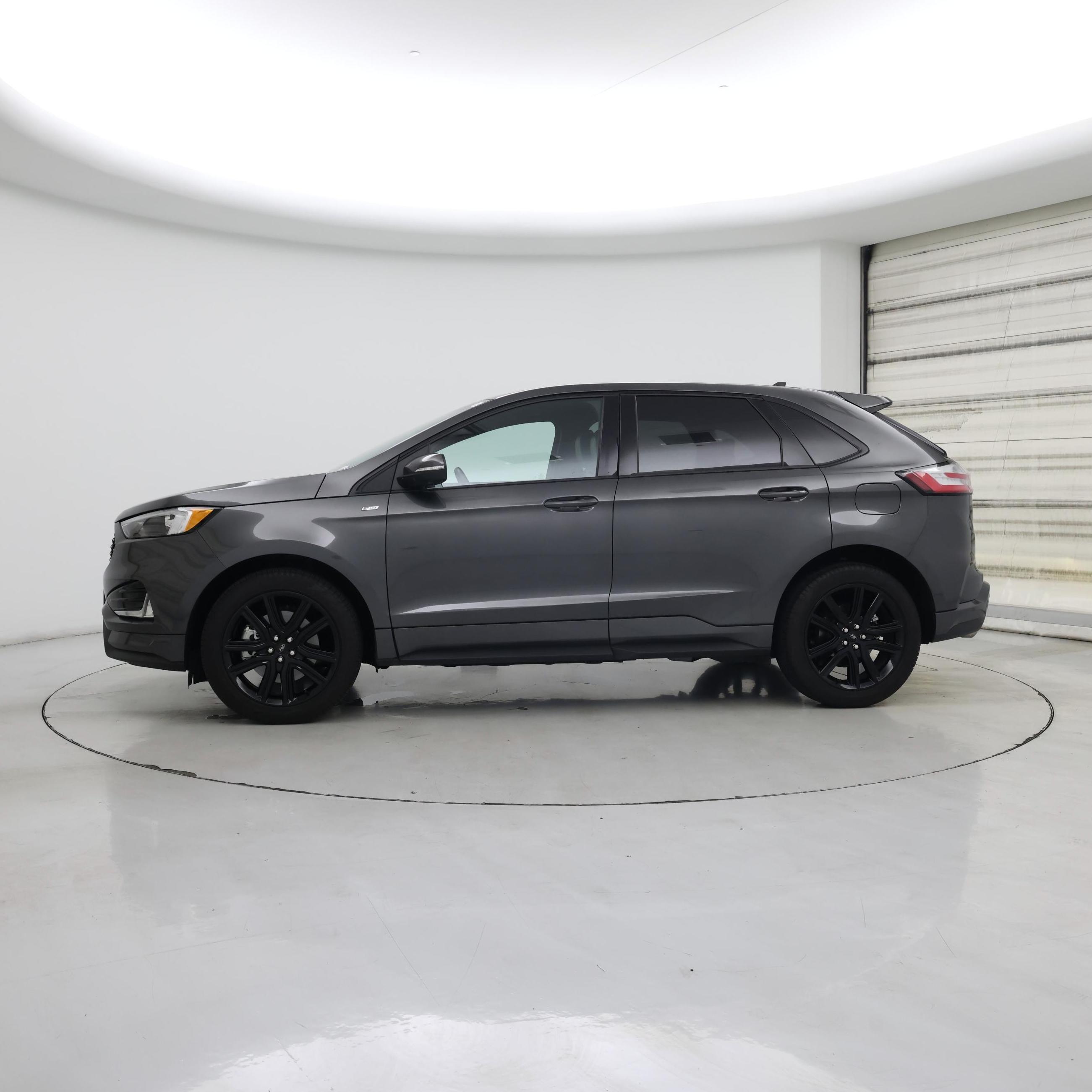 Thumbnail: 2020 Ford Edge - 3