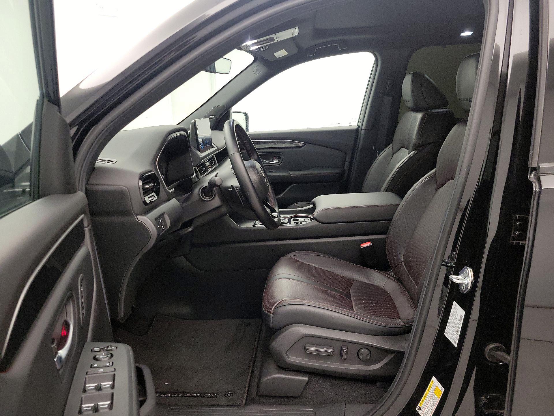 Thumbnail: 2025 Honda Pilot - 11