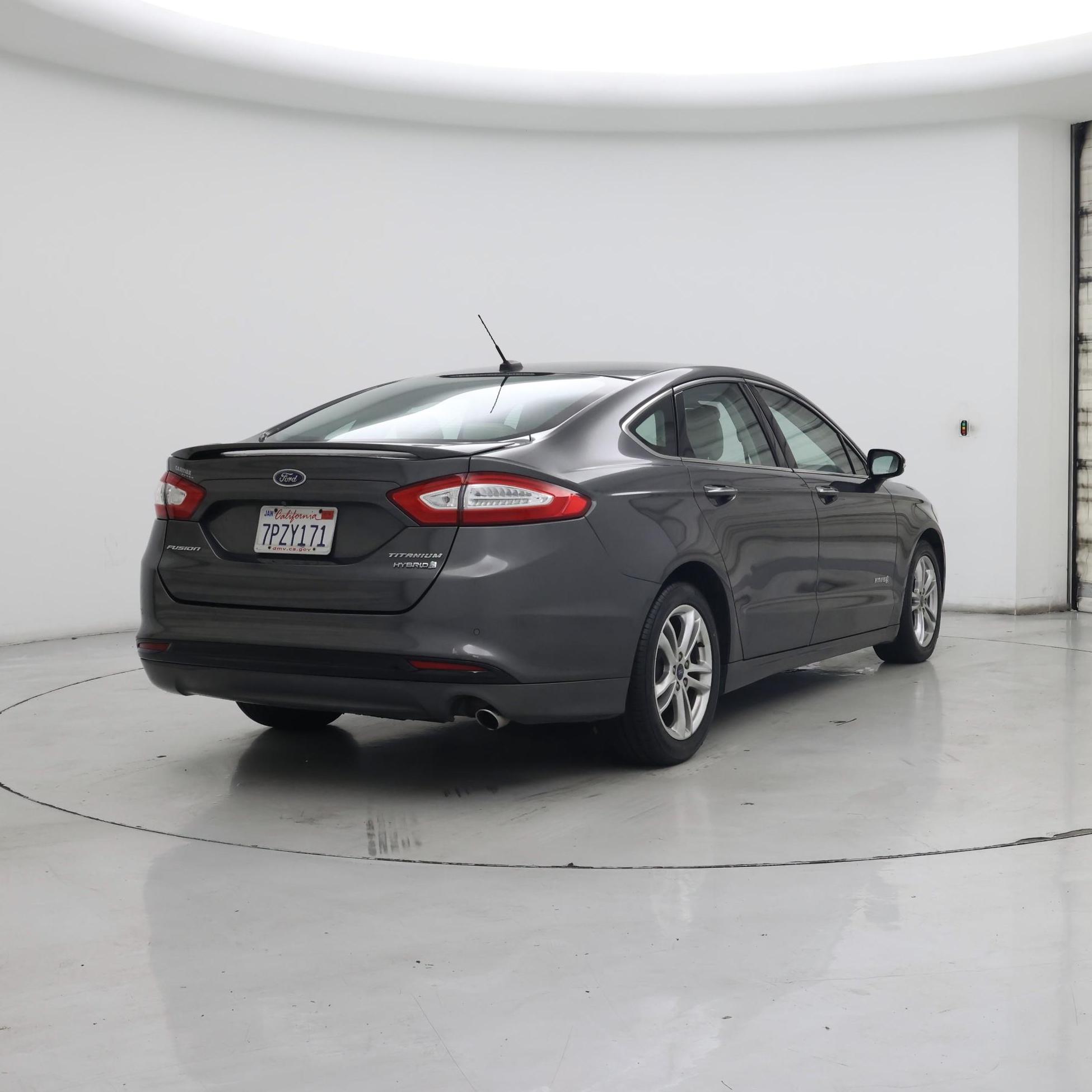 Thumbnail: 2016 Ford Fusion - 8