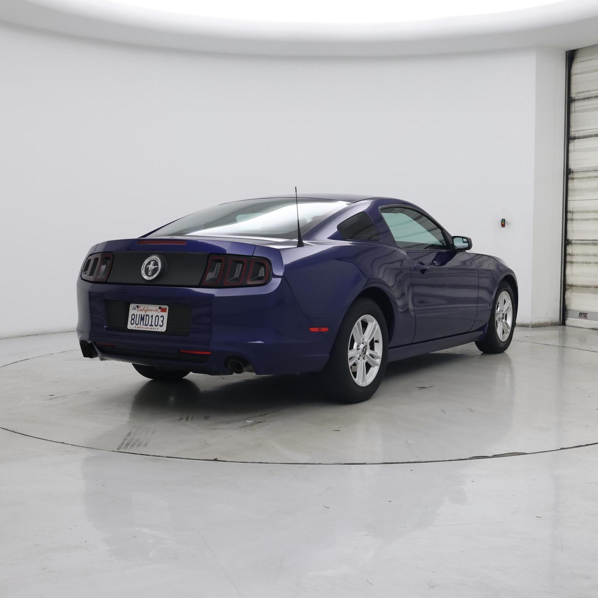 Thumbnail: 2013 Ford Mustang - 8