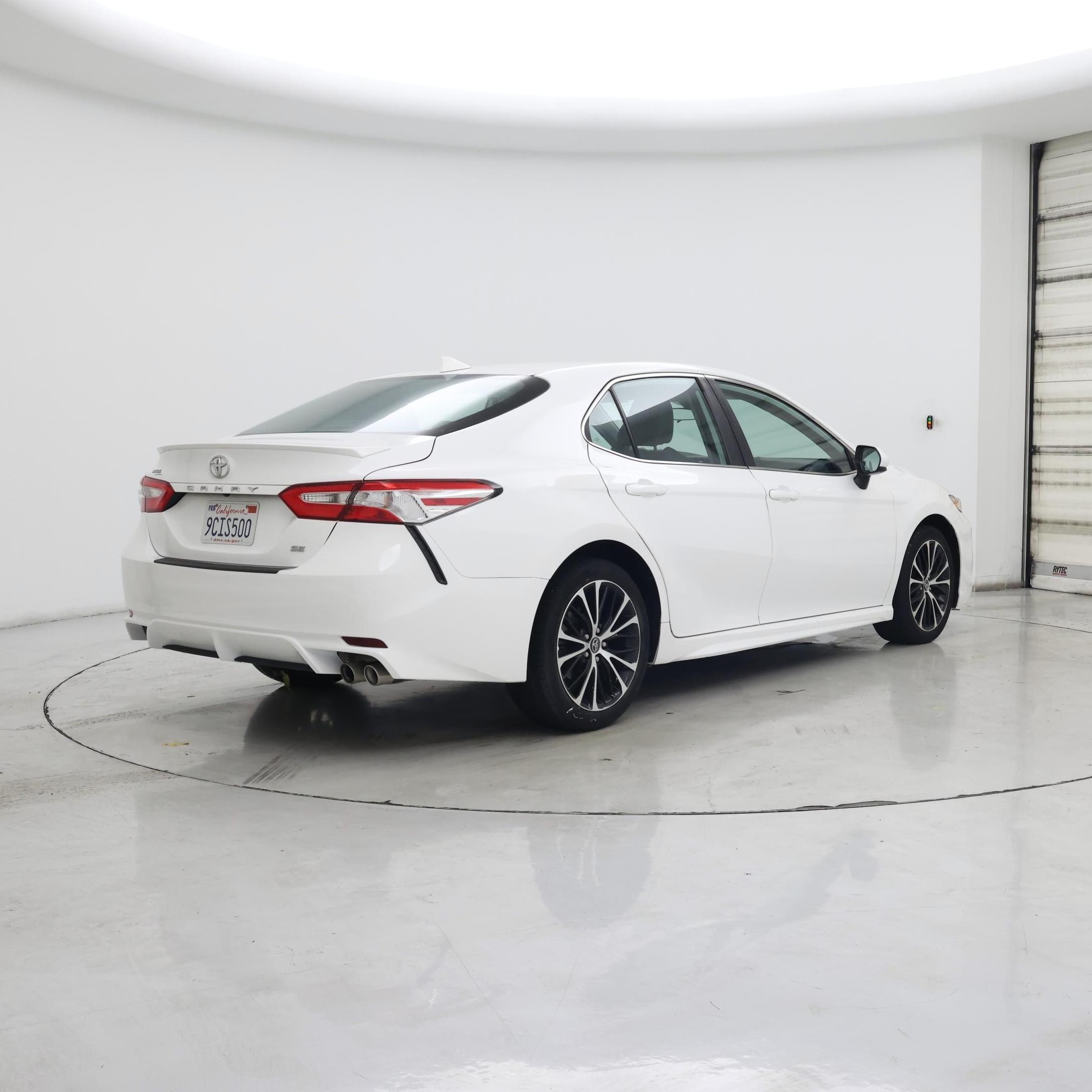 Thumbnail: 2020 Toyota Camry - 8