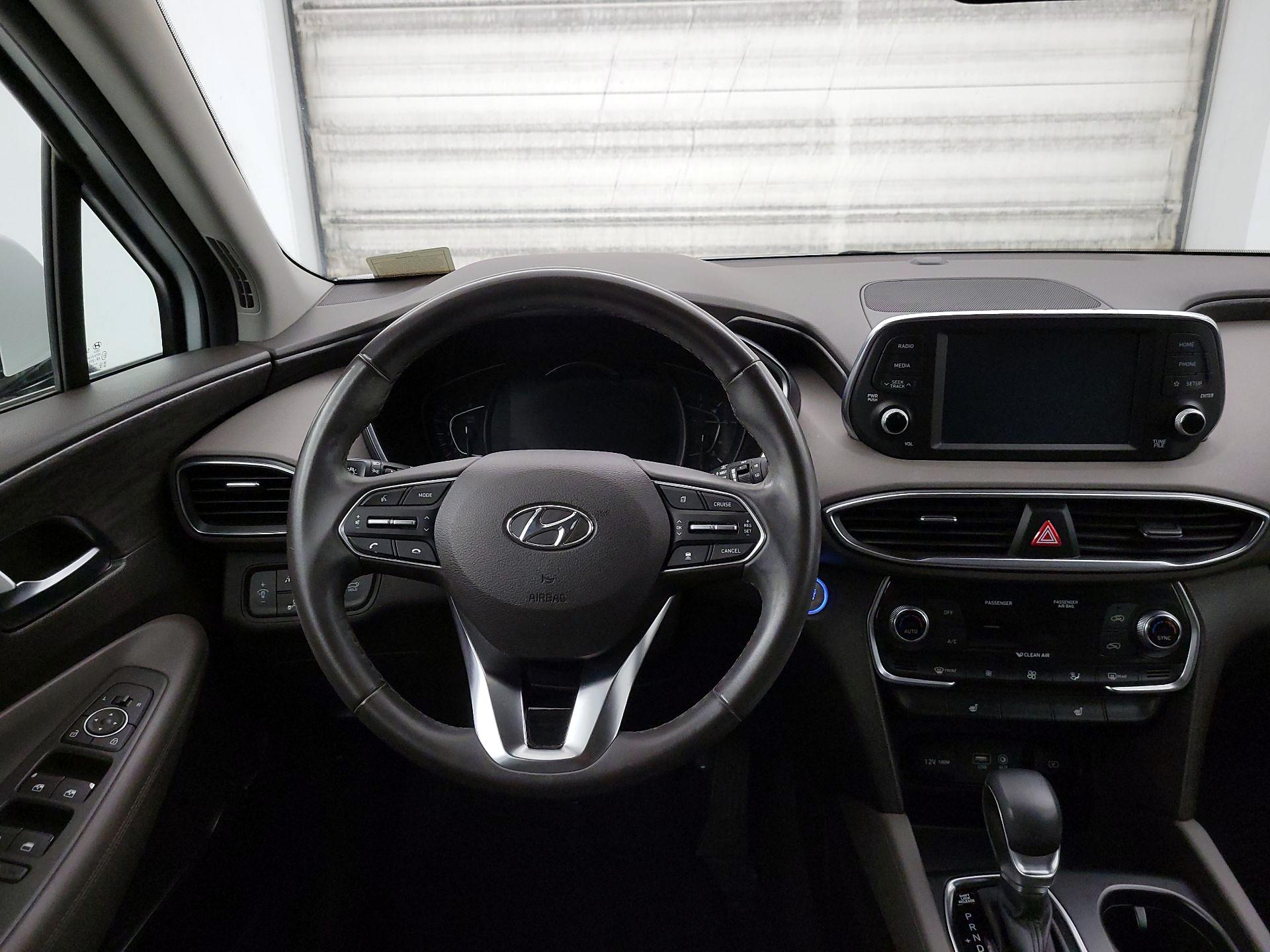 Thumbnail: 2019 Hyundai Santa Fe - 10