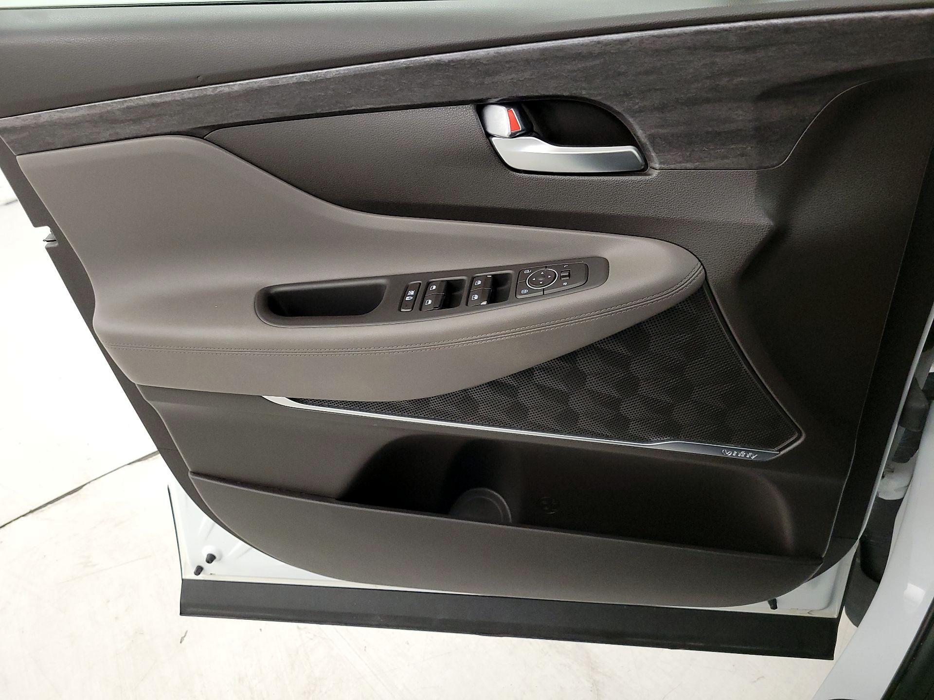 Thumbnail: 2019 Hyundai Santa Fe - 12