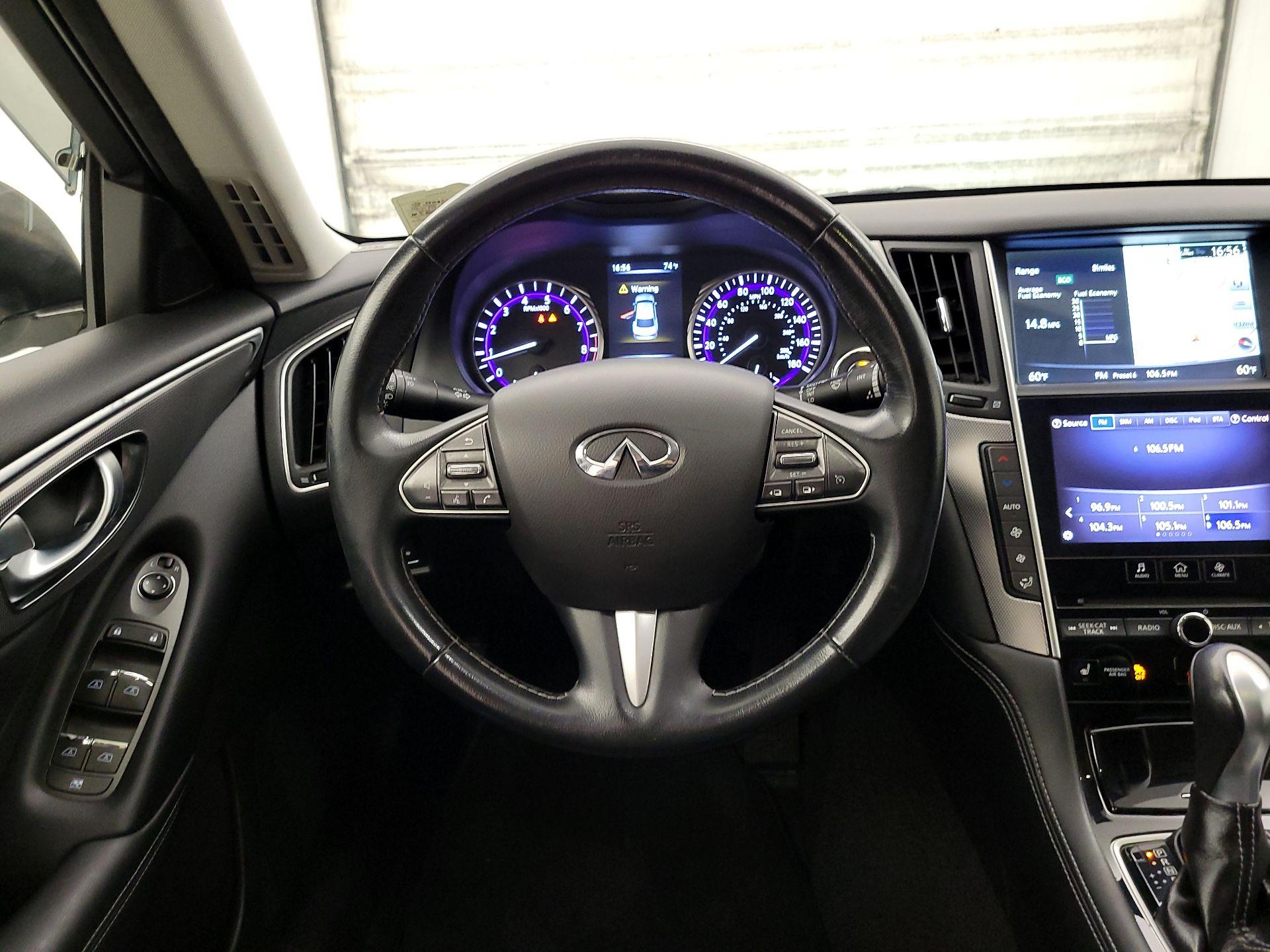 Thumbnail: 2014 INFINITI Q50 - 10