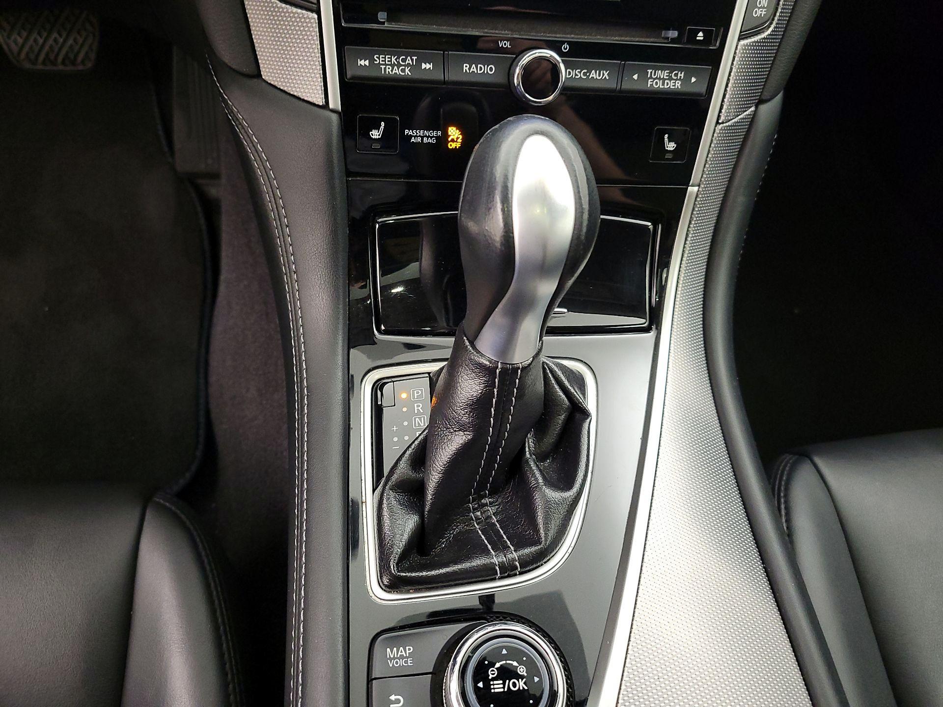 Thumbnail: 2014 INFINITI Q50 - 16