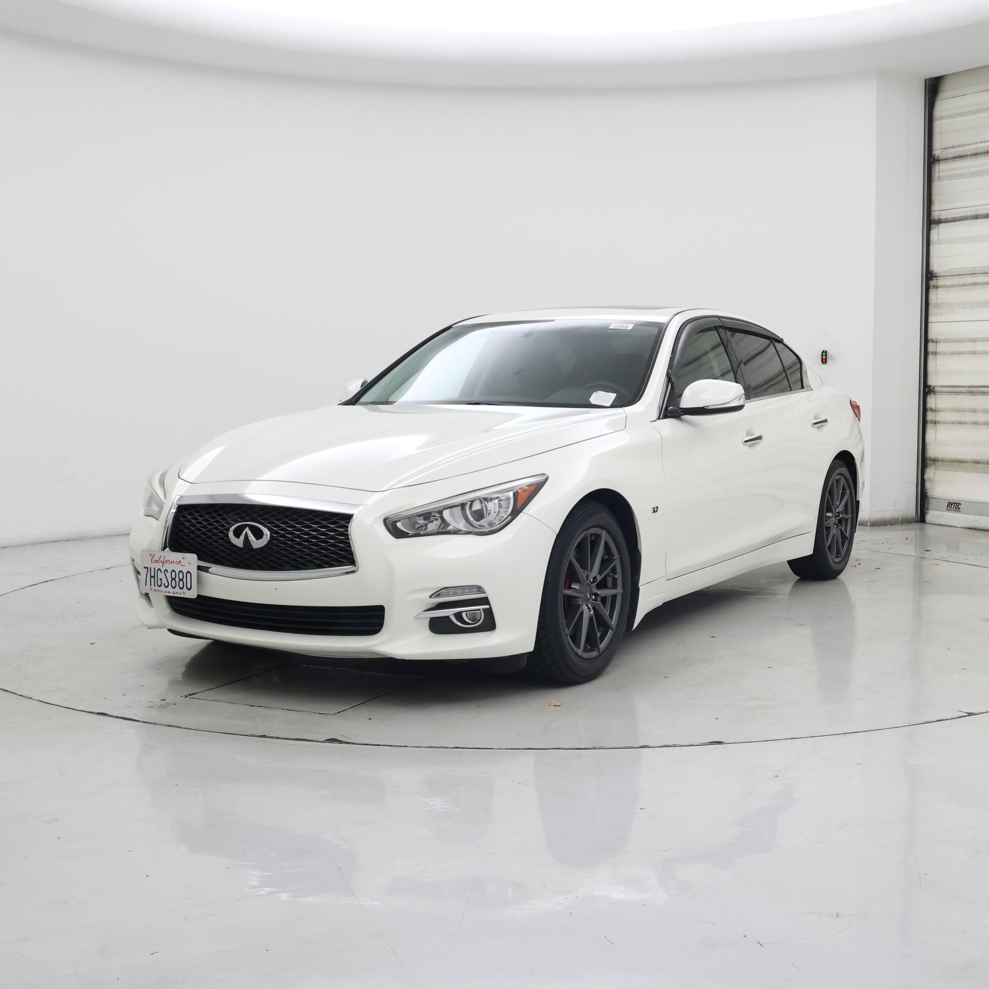 Thumbnail: 2014 INFINITI Q50 - 4