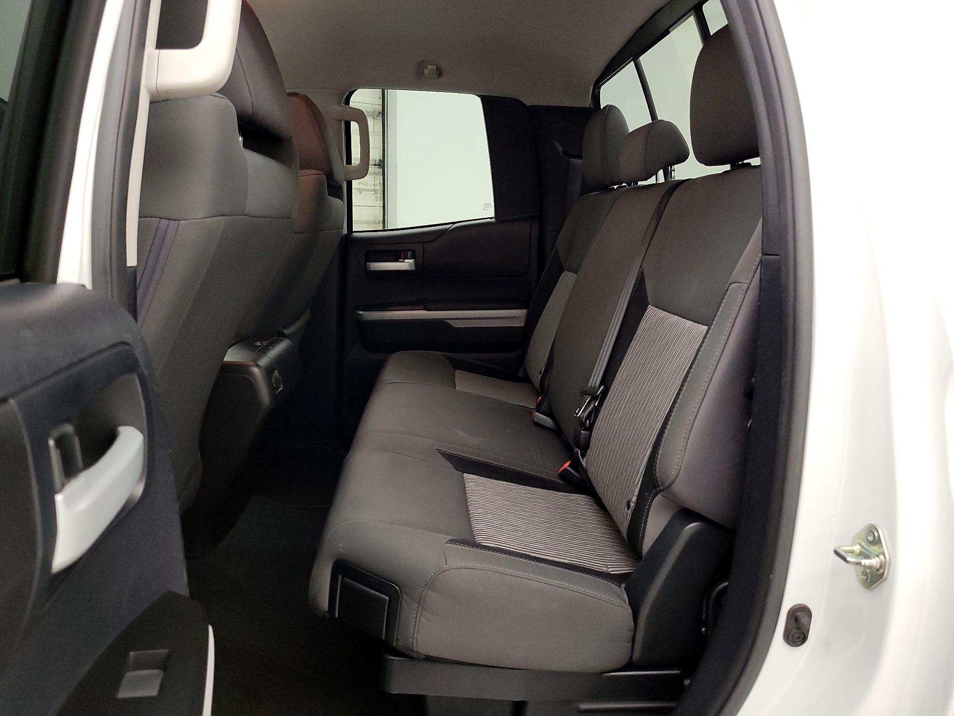 Thumbnail: 2015 Toyota Tundra - 19